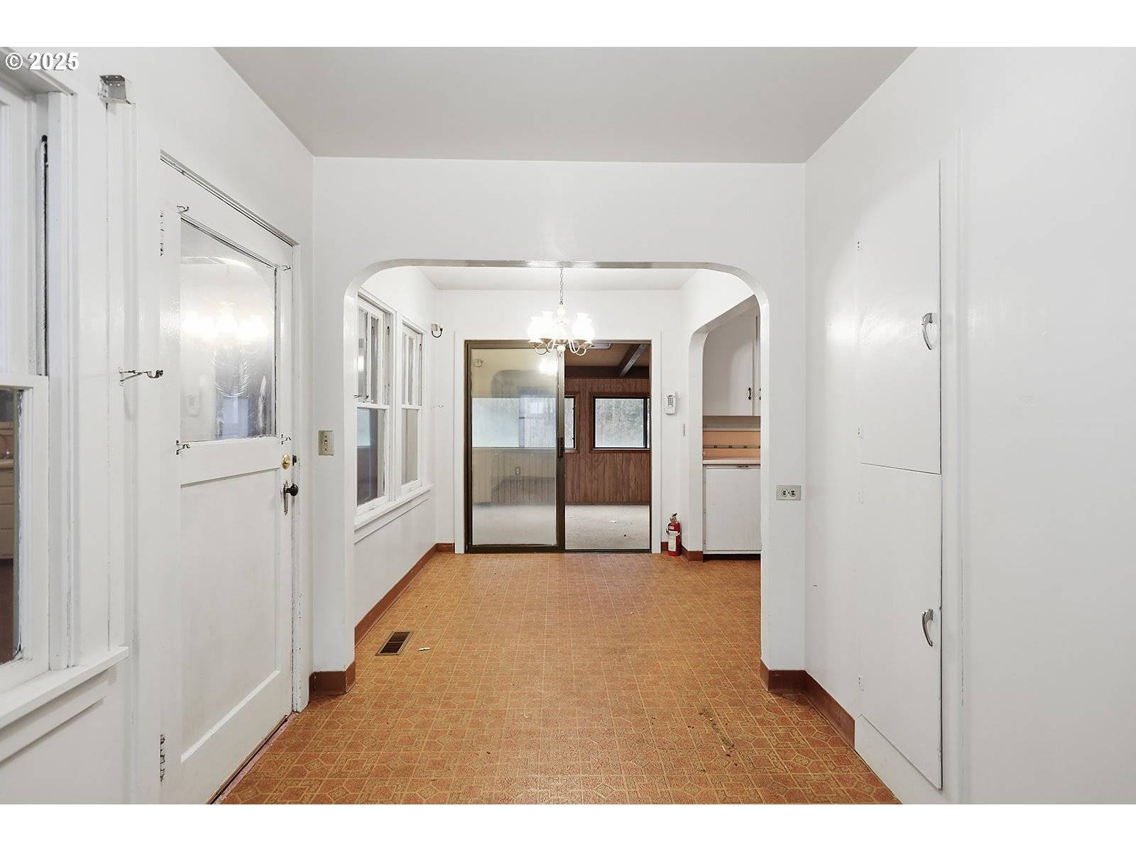 Klickitat, WA 98628,604 BLUFF AVE