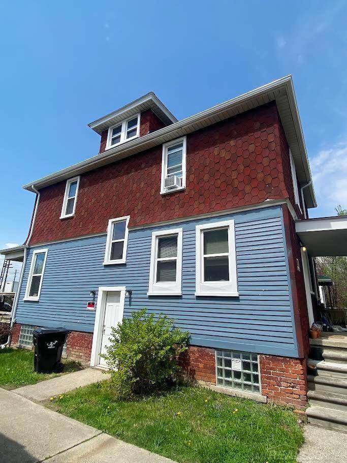 Detroit, MI 48213,5766 Parker ST