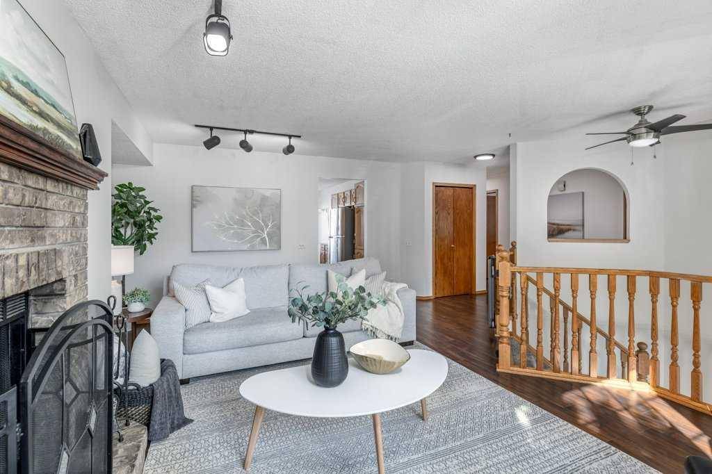 Cochrane, AB T4C 1L3,21 West Mcdougal RD