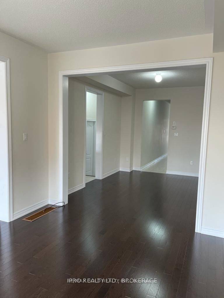 Brampton, ON L6X 5L4,90 Lanark CIR