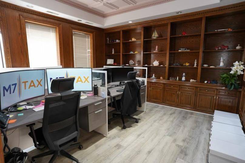 Mississauga, ON L4W 1N8,1775 Shawson DR