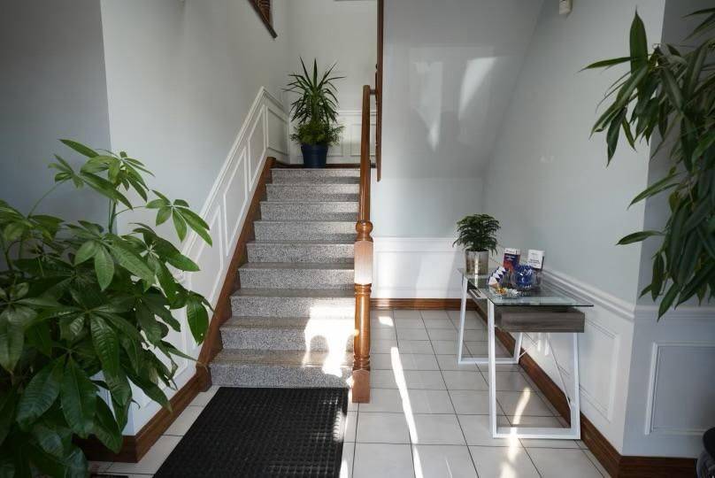 Mississauga, ON L4W 1N8,1775 Shawson DR