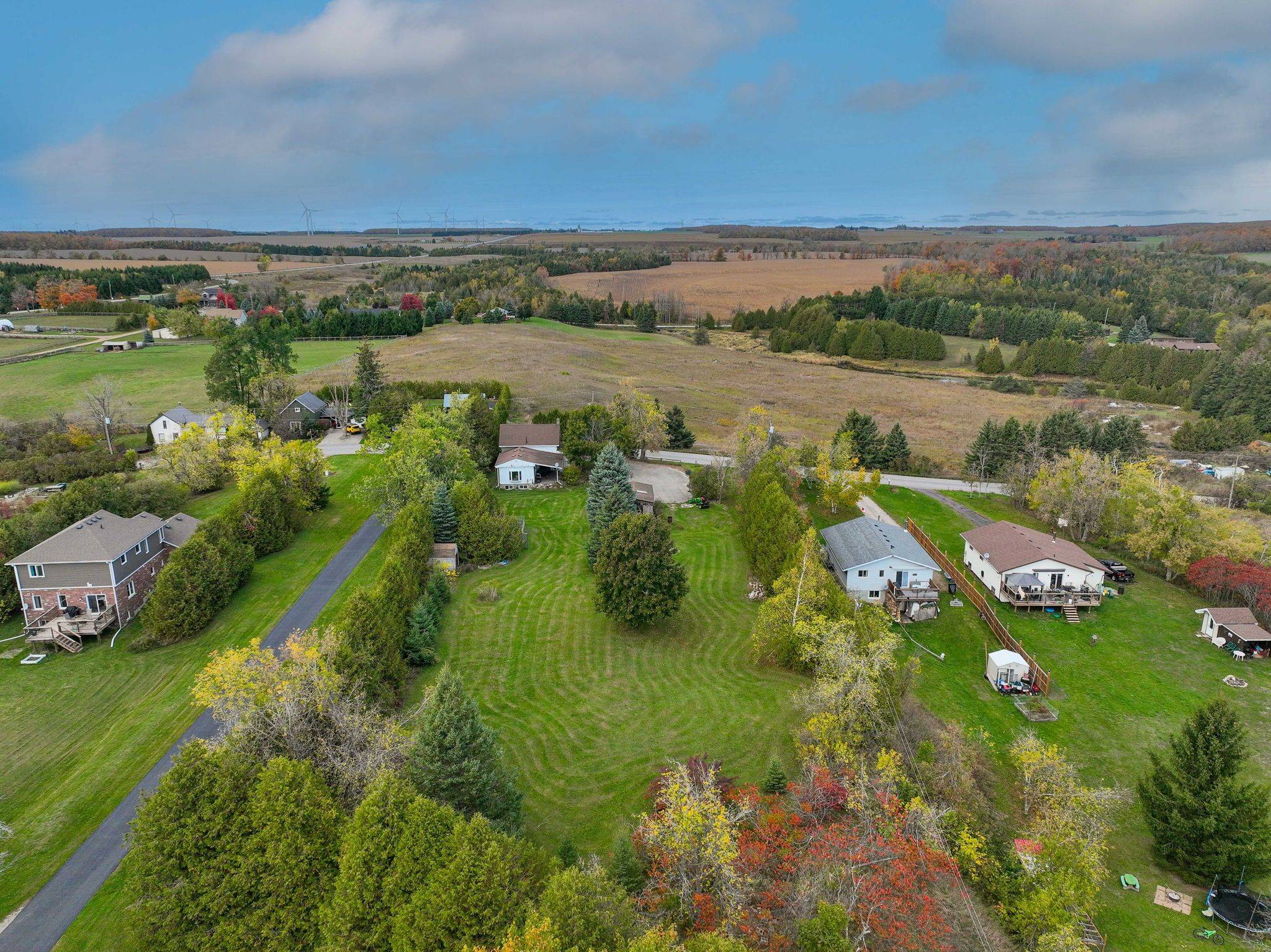 Melancthon, ON L9V 2T9,22 Mill LN E