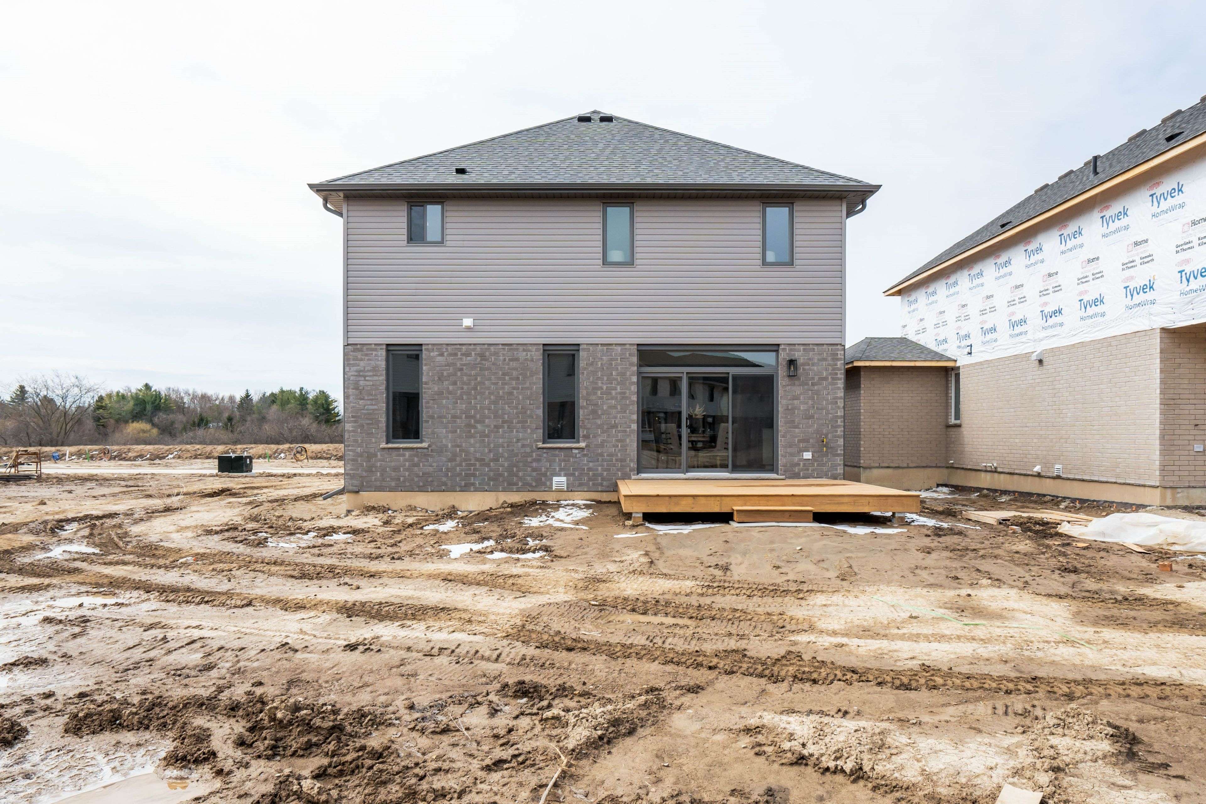 Aylmer, ON N5H 0C1,37 Hemlock CRES