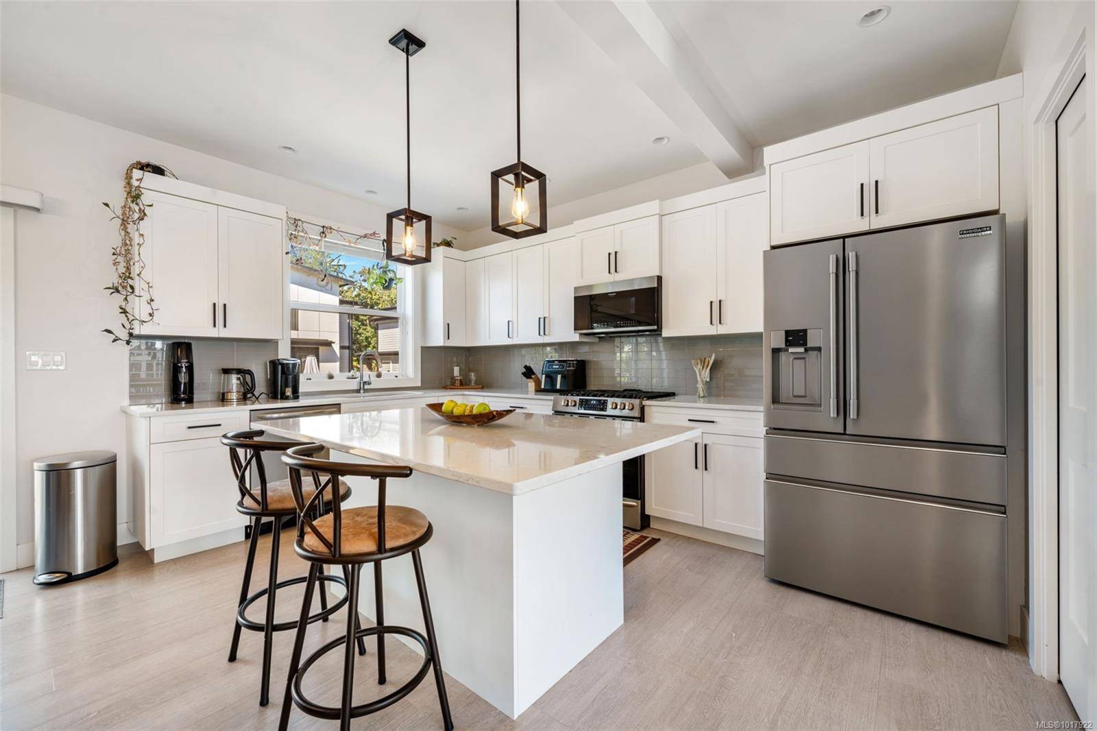 Sooke, BC V9Z 0V8,6538 Felderhof Rd