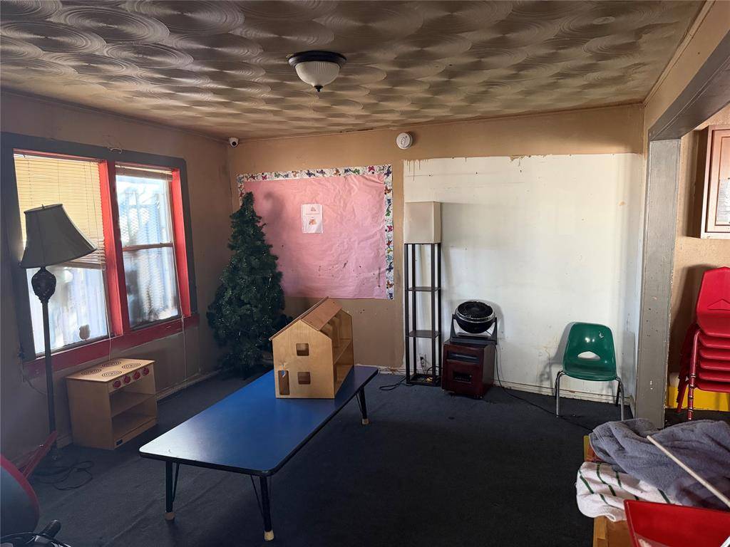 Dallas, TX 75212,2911 N Hampton Road