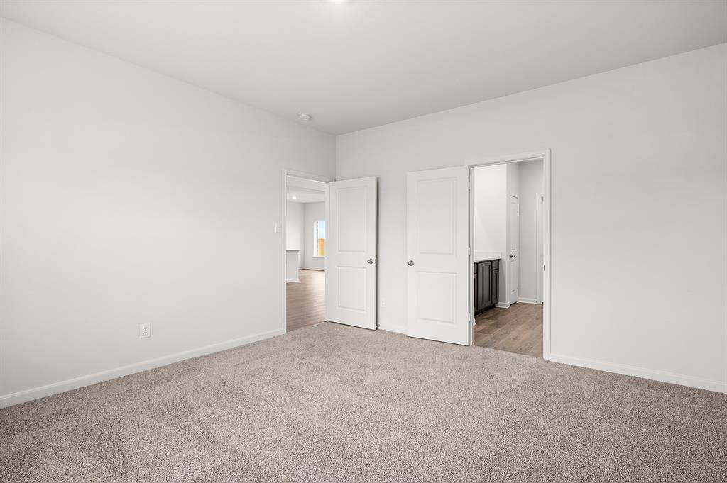 Venus, TX 76084,202 Julian Davis Drive