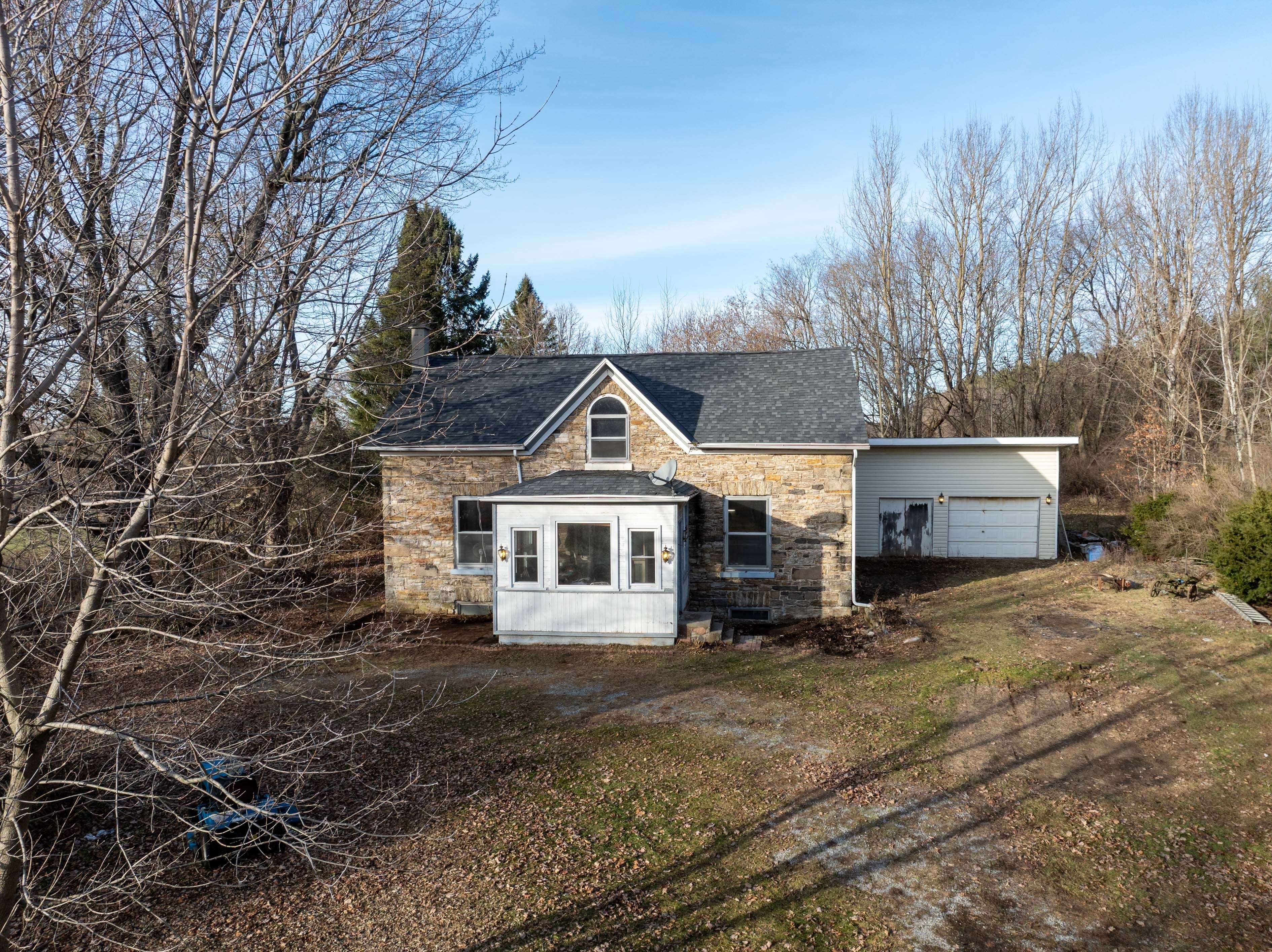 Front Of Leeds & Seeleys Bay, ON K0E 1L0,646 Cty Rd 2 RD