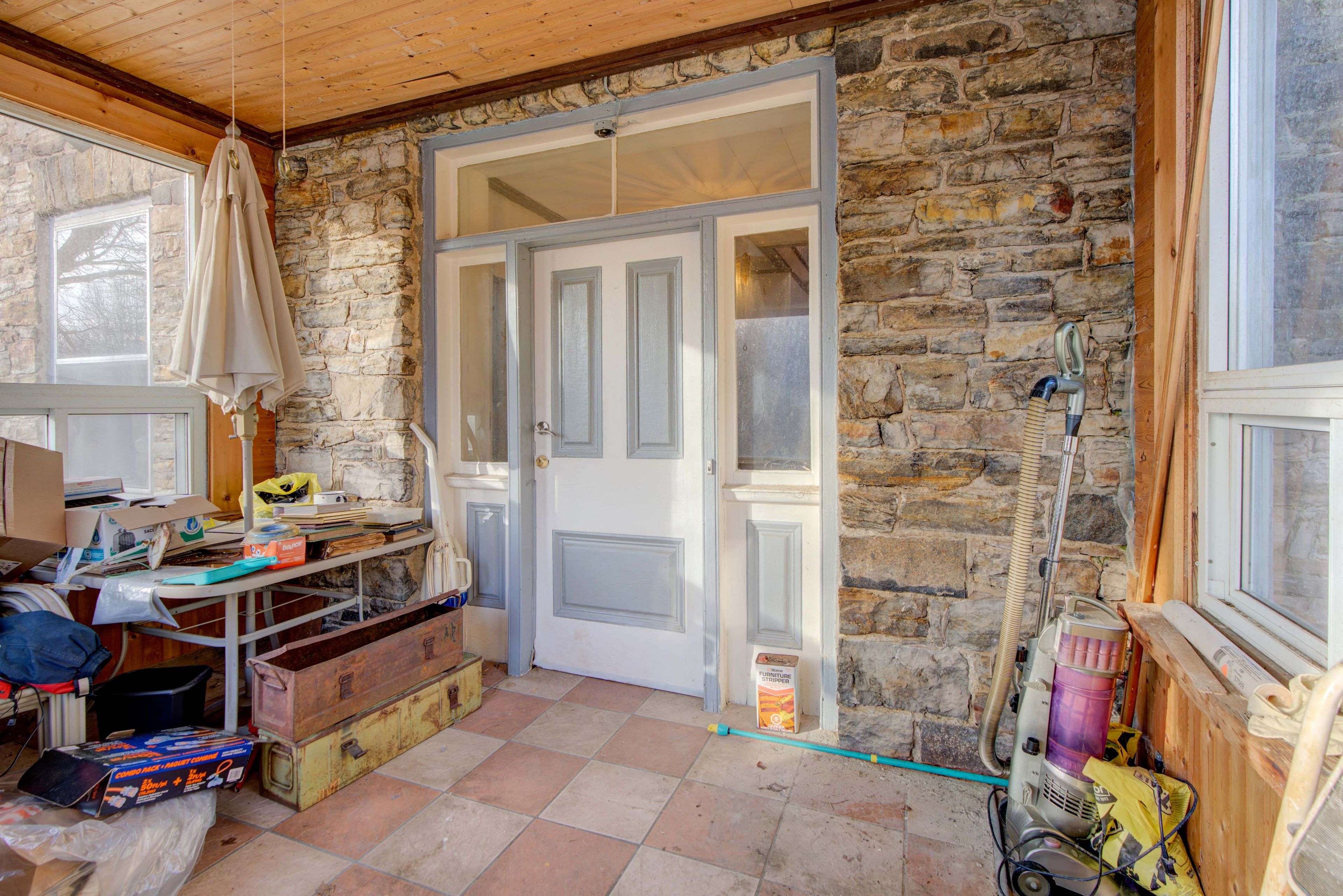 Front Of Leeds & Seeleys Bay, ON K0E 1L0,646 Cty Rd 2 RD