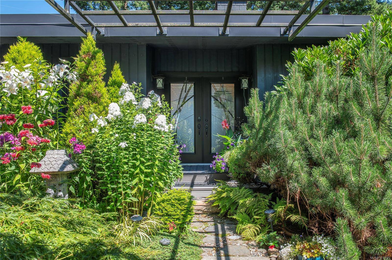 Campbell River, BC V9W 1G6,1093 Ash St