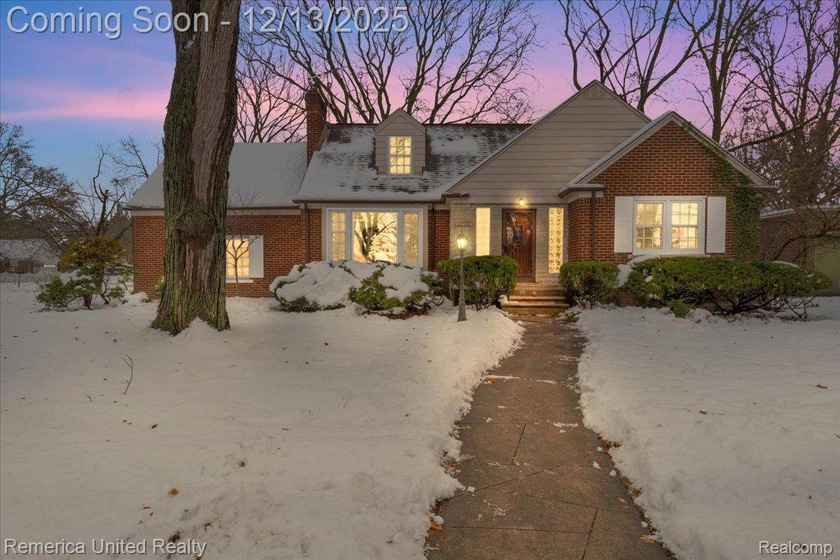 Lathrup Village, MI 48076,27510 California DR SE