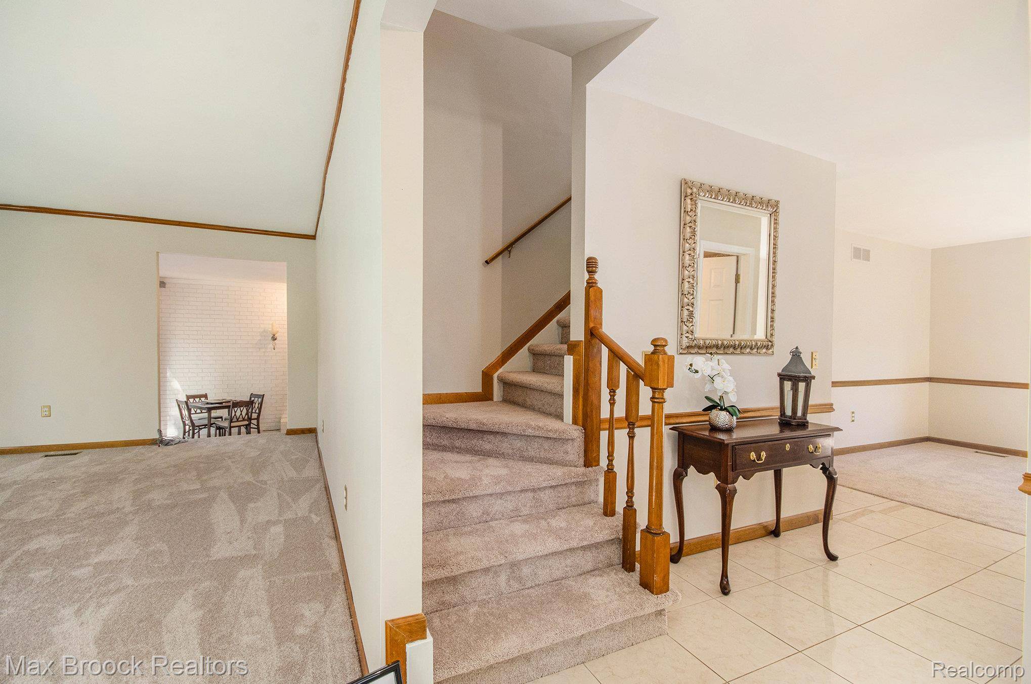 Bloomfield Hills, MI 48304,1522 Tannahill LN