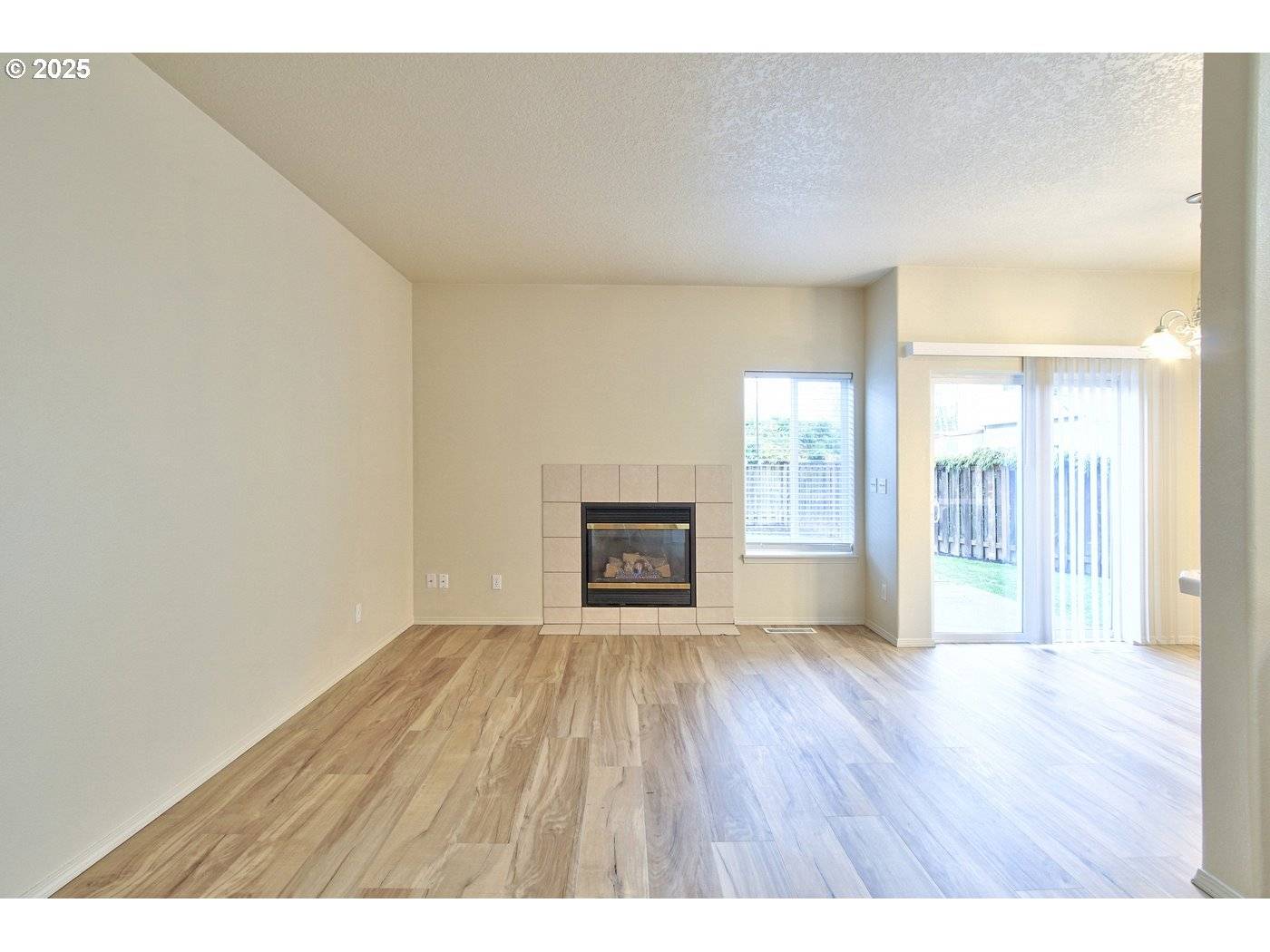 Hillsboro, OR 97124,1380 NE BIRKSHIRE CT