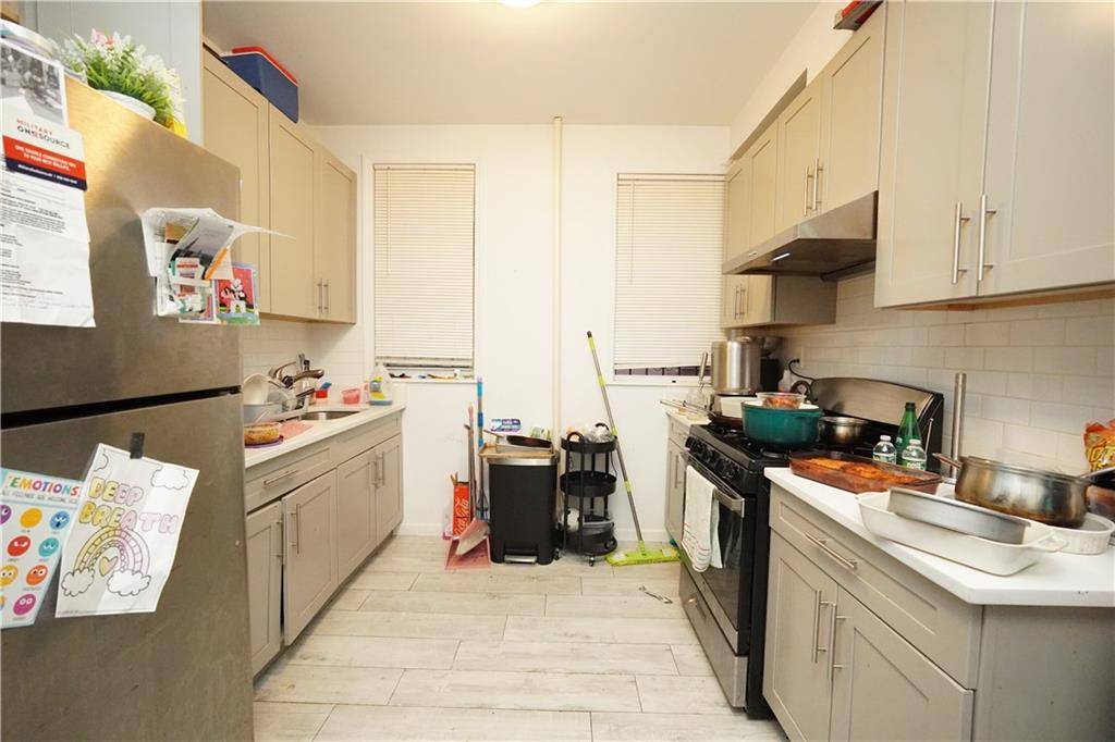 Brooklyn, NY 11214,1941 Cropsey AVE