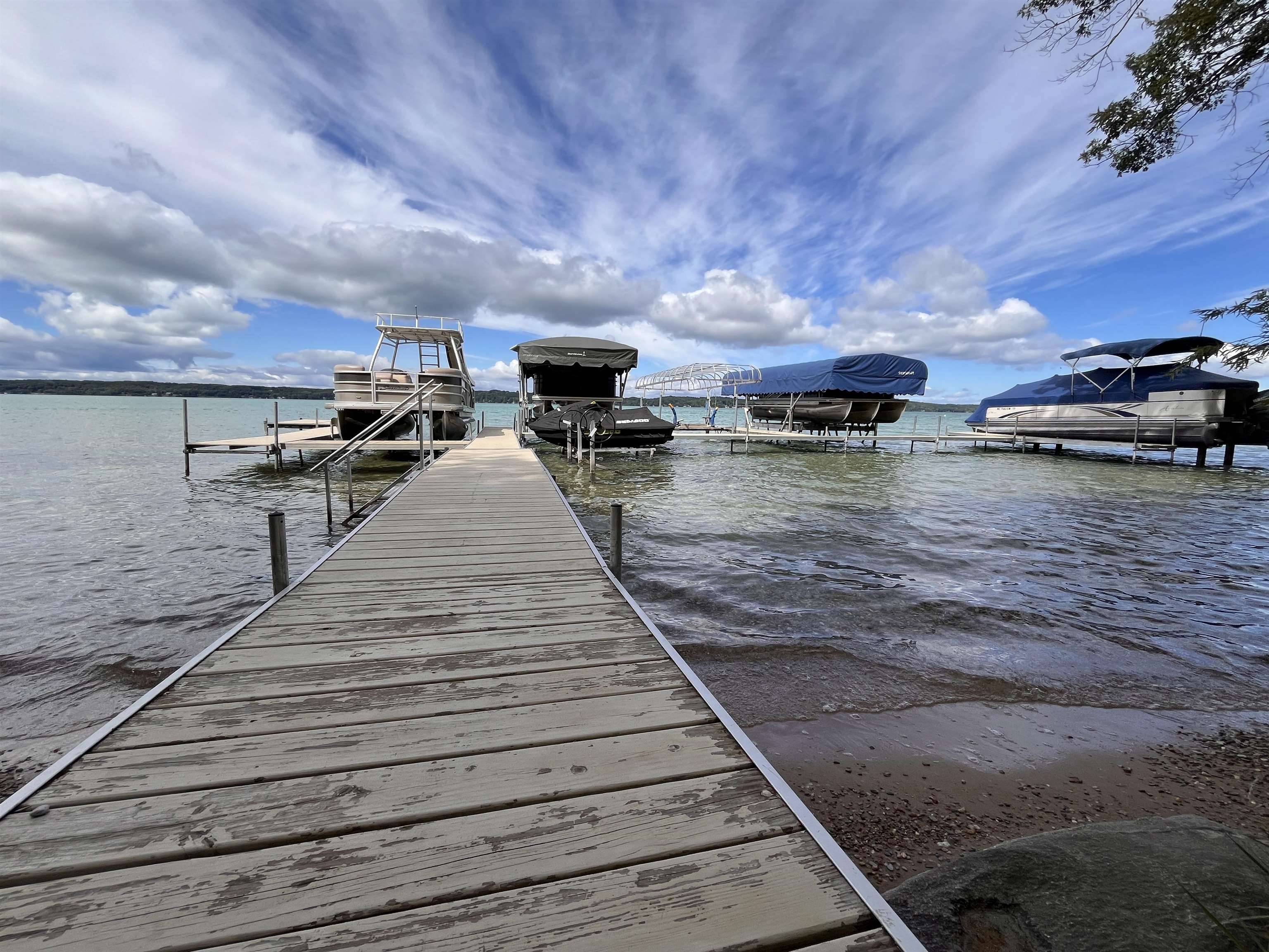 Alden, MI 49612,8975 S East Torch Lake DR