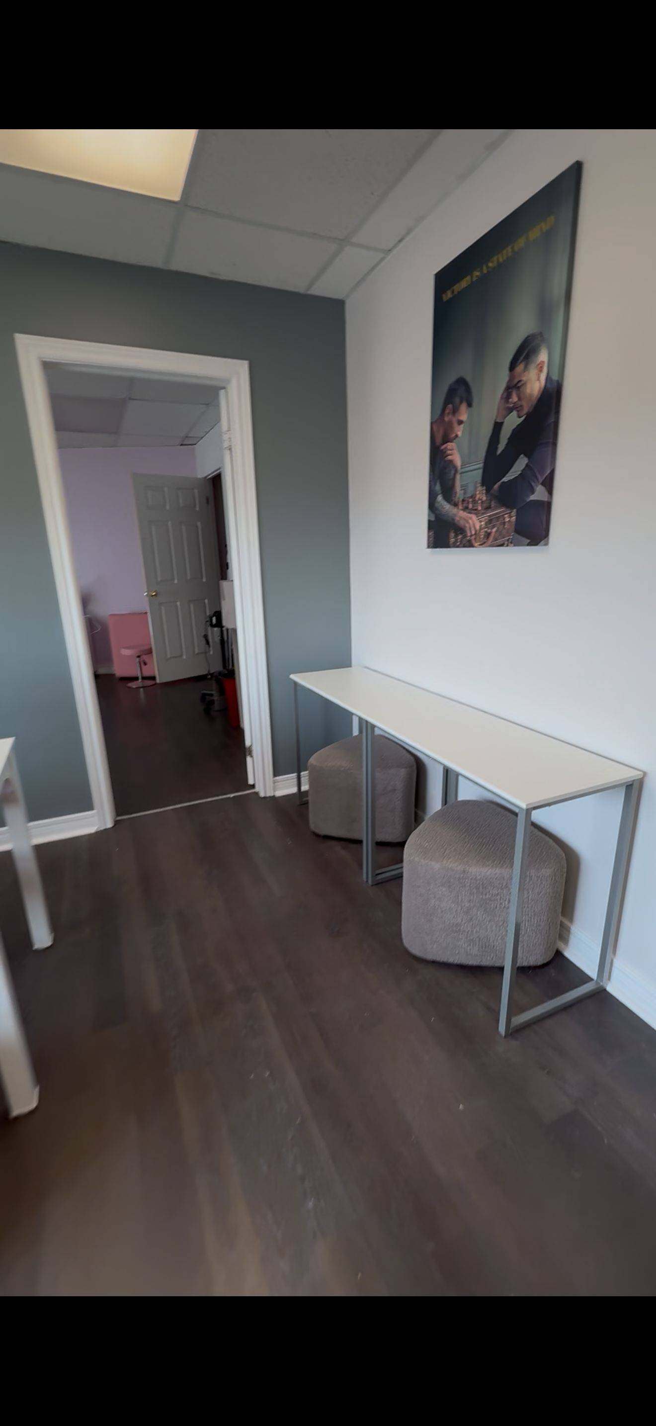 Clarington, ON L1E 1H5,1500 King ST E #204