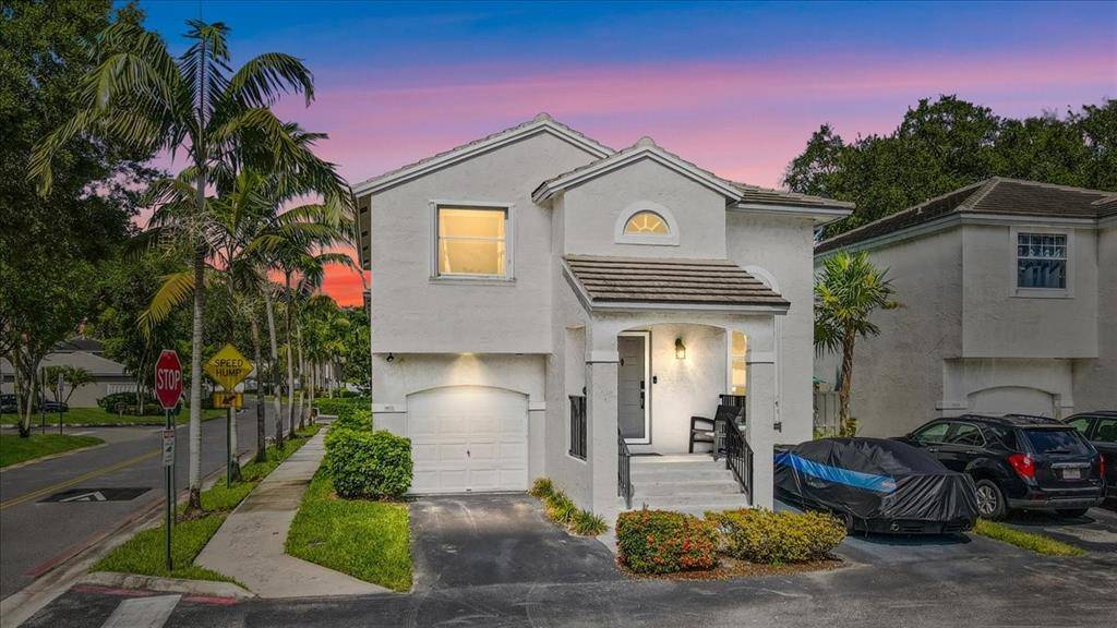 Plantation, FL 33324,9831 NW 2nd St