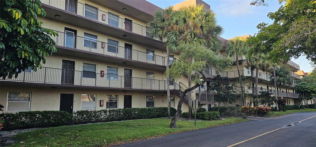 Lauderdale Lakes, FL 33319,3321 NW 47th Ter #125