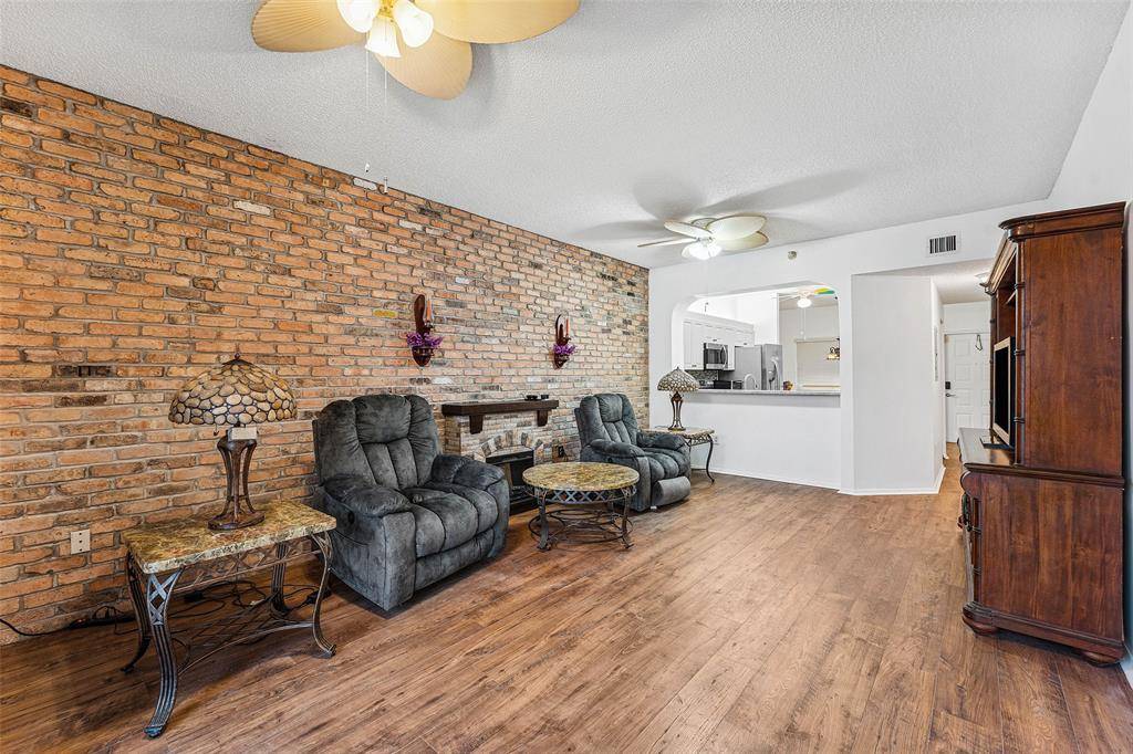 Tamarac, FL 33321,7647 Southampton Ter #314