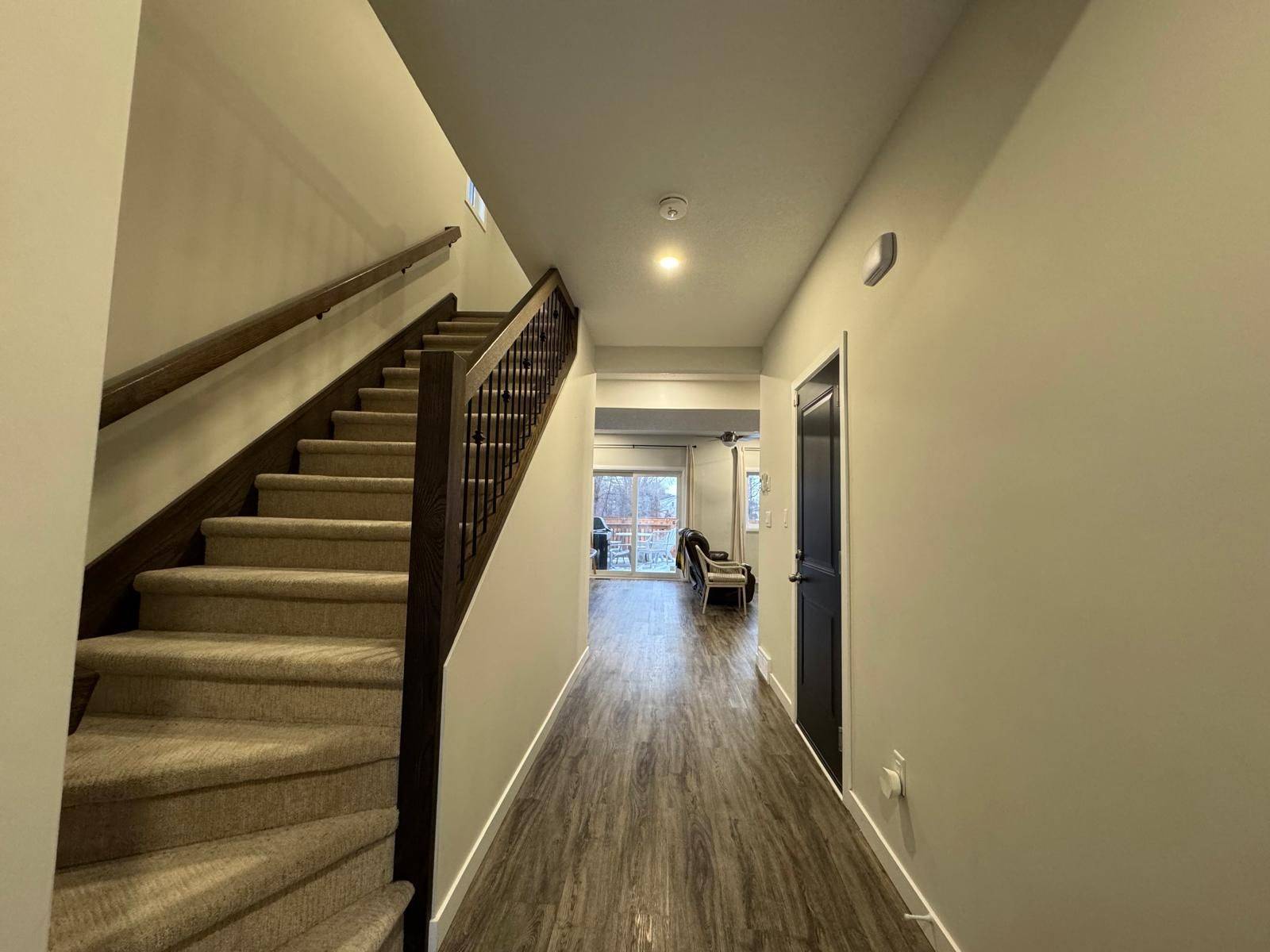 Chatham-kent, ON N7M 3N1,105 King ST E