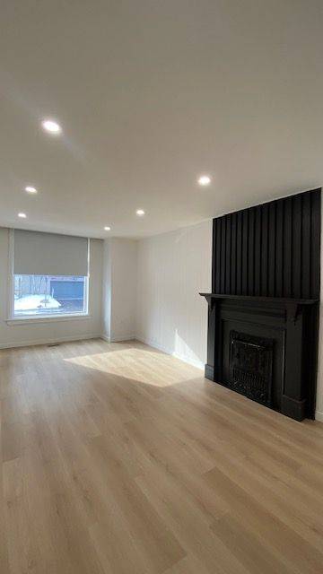 Hamilton, ON L8N 1V1,55 Young ST #1