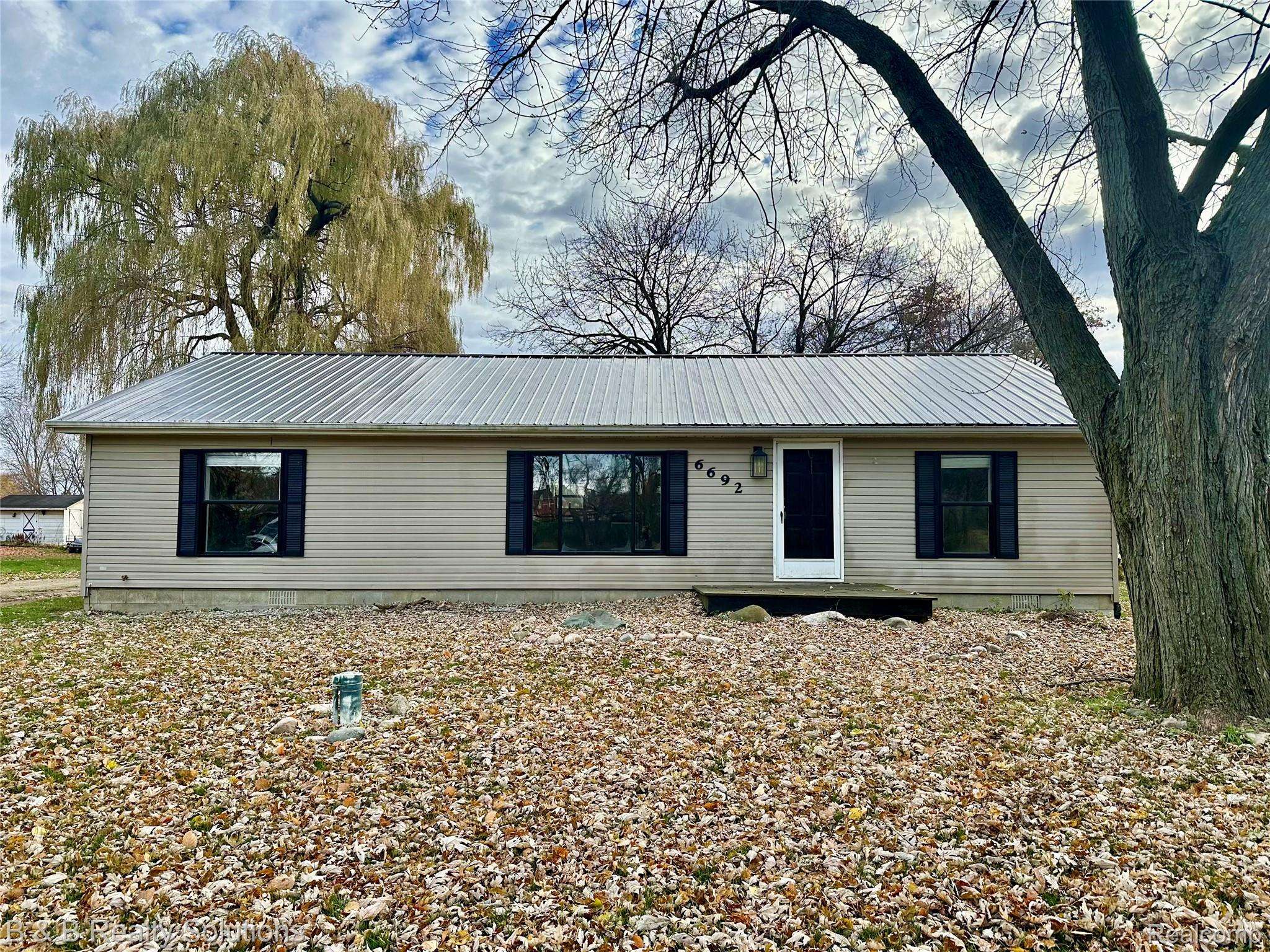 North Branch, MI 48461,6692 JONES RD