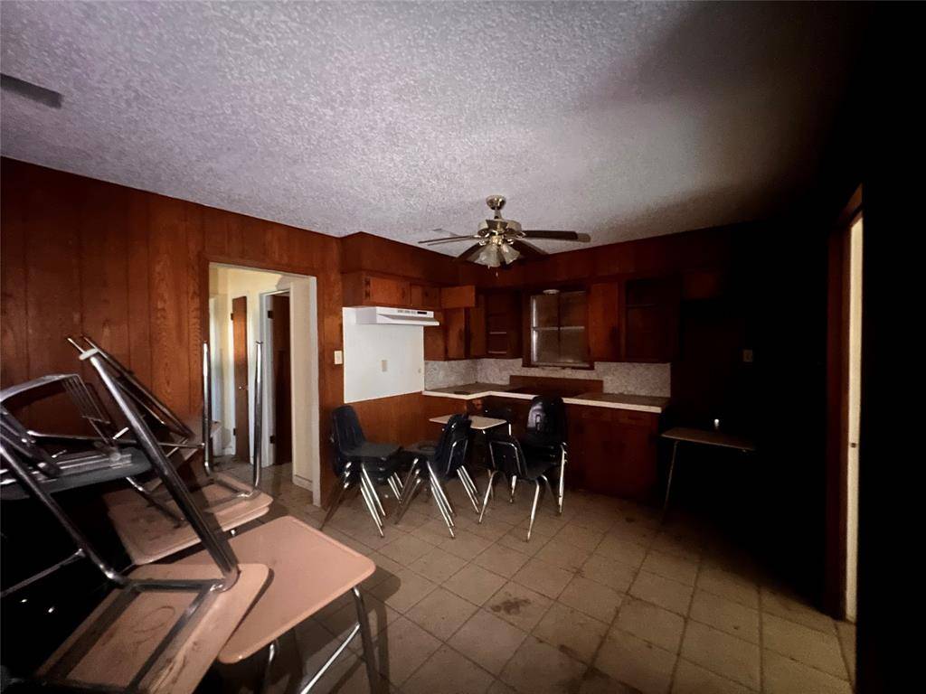 Blooming Grove, TX 76626,209 S Walton Street