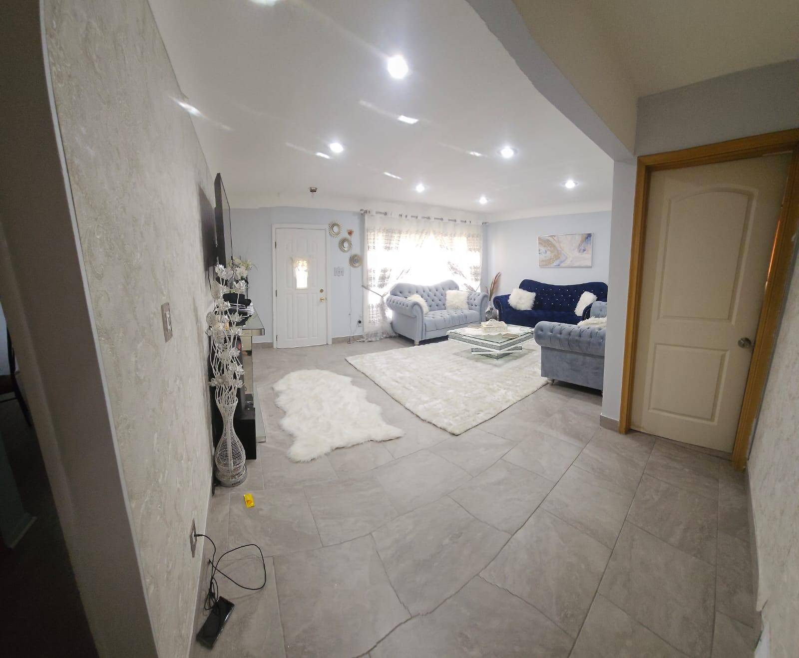 Dearborn Heights, MI 48127,8179 Whitefield ST