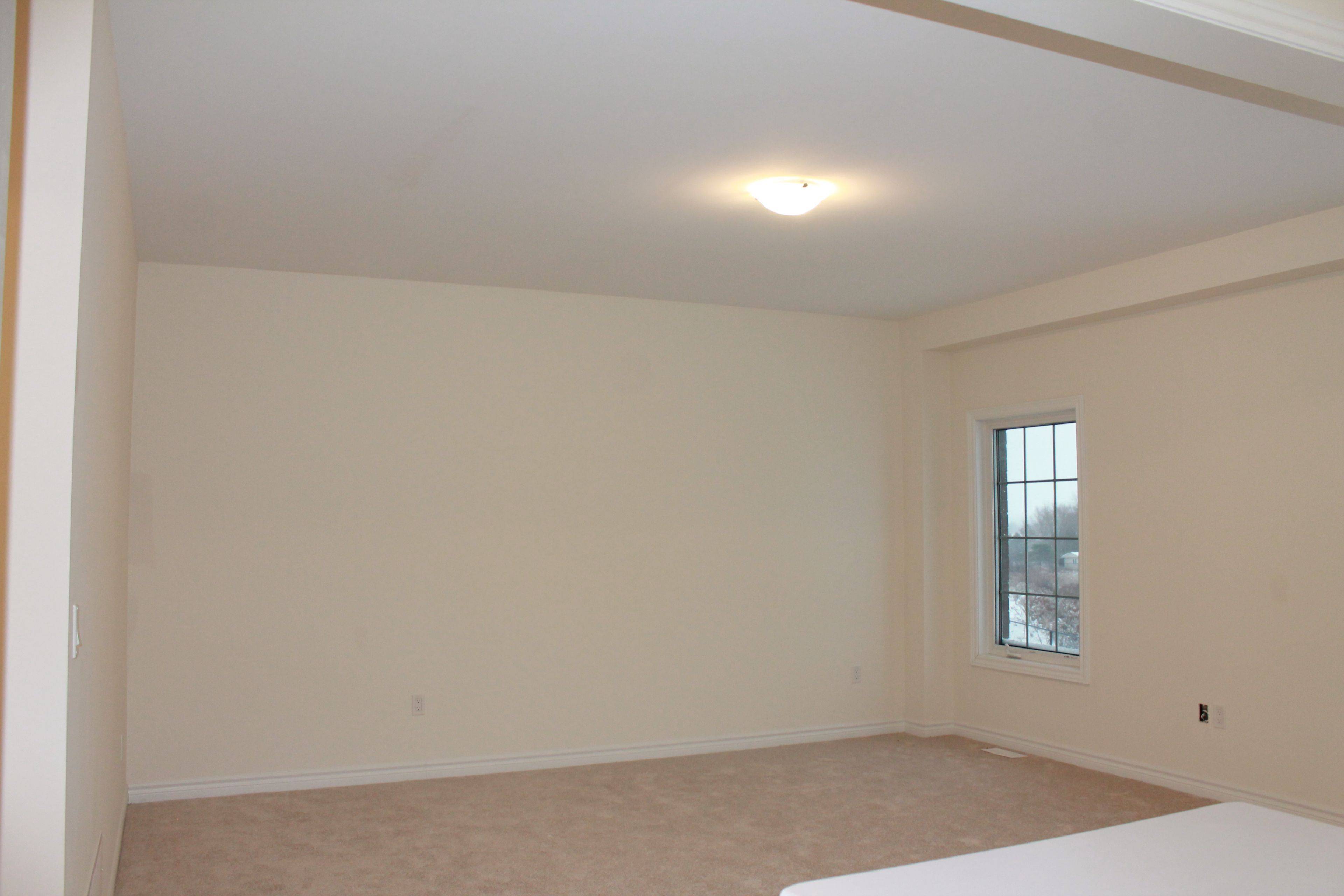 Scugog, ON L9L 1T5,99 Robin TRL