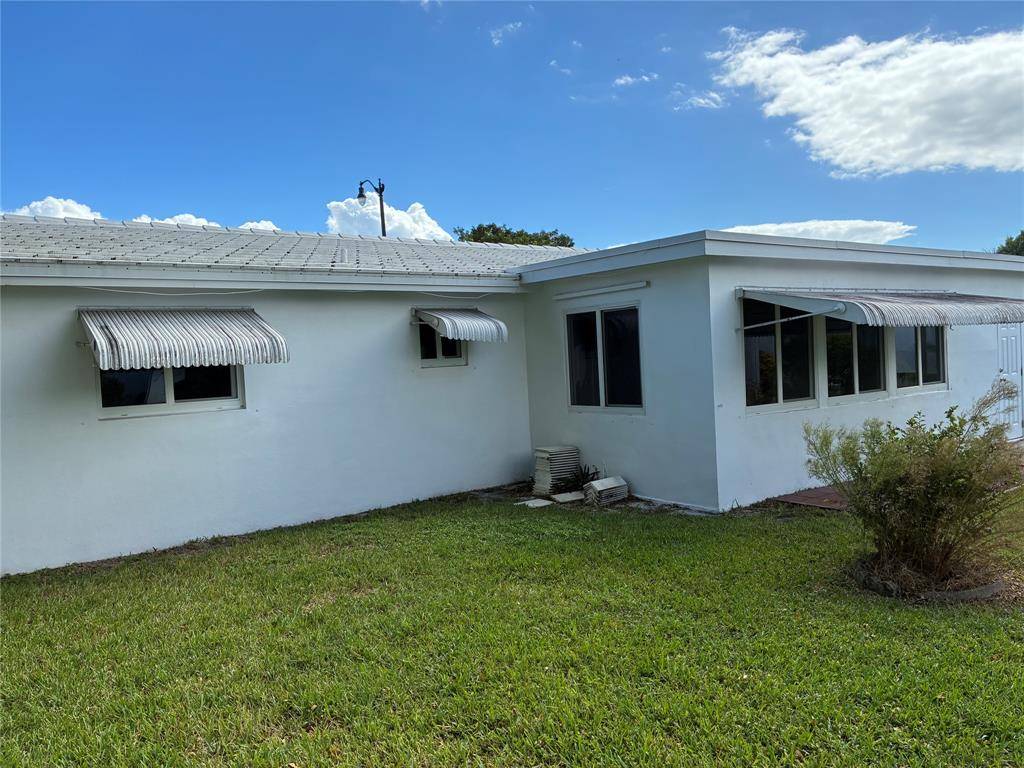 Pompano Beach, FL 33064,3021 E Golf Blvd