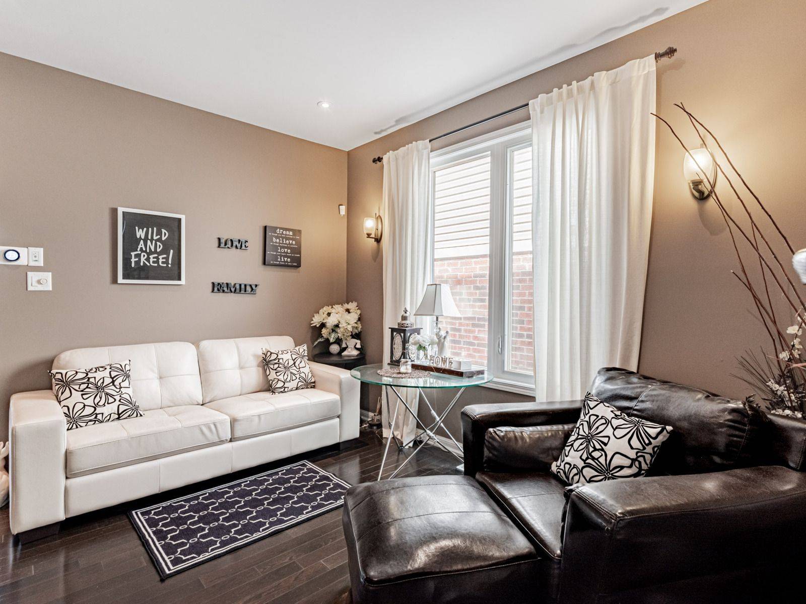 Newmarket, ON L3X 3J5,31 Ken Bishop WAY