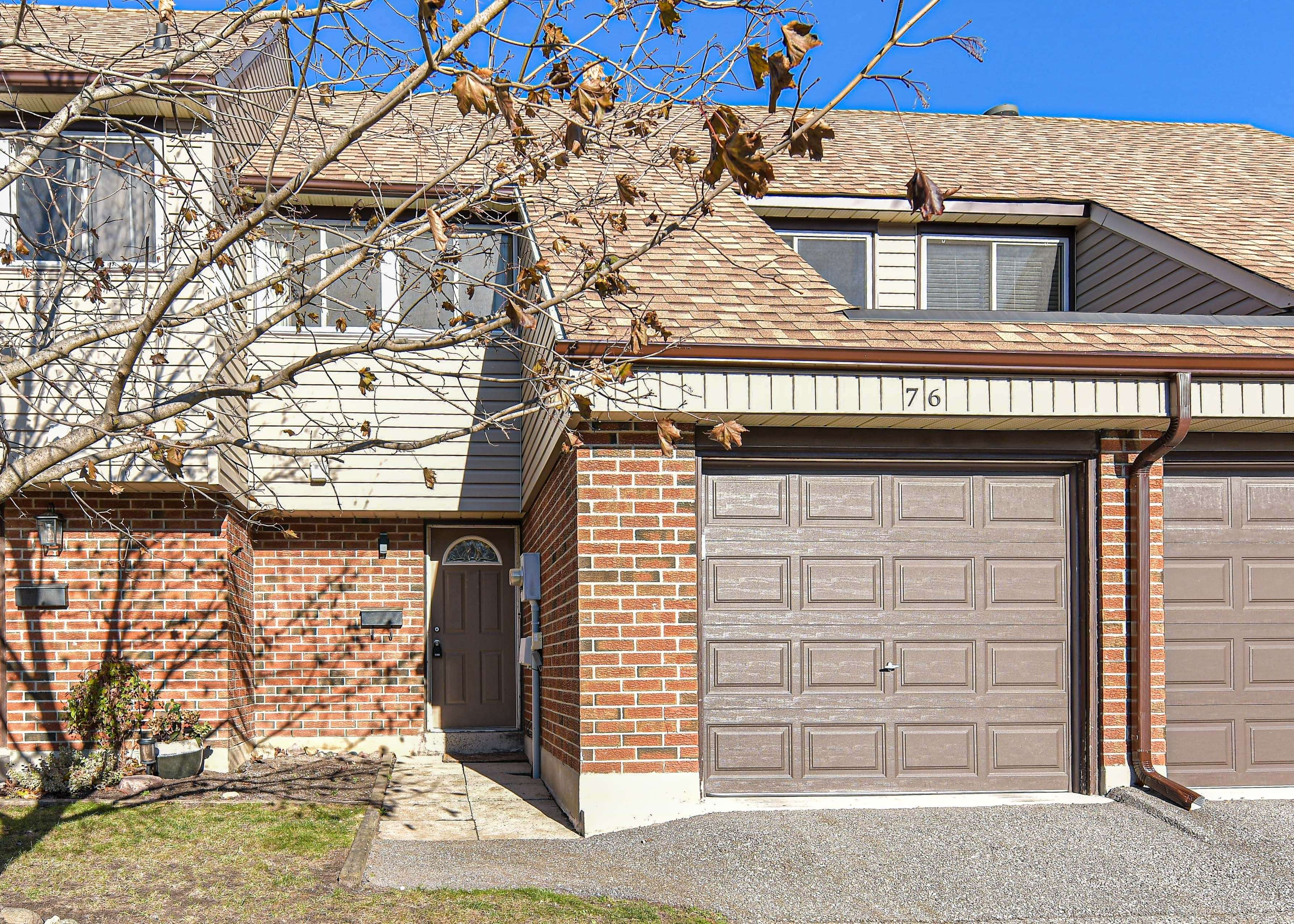 Orillia, ON L3V 6T9,441 Barrie RD #76