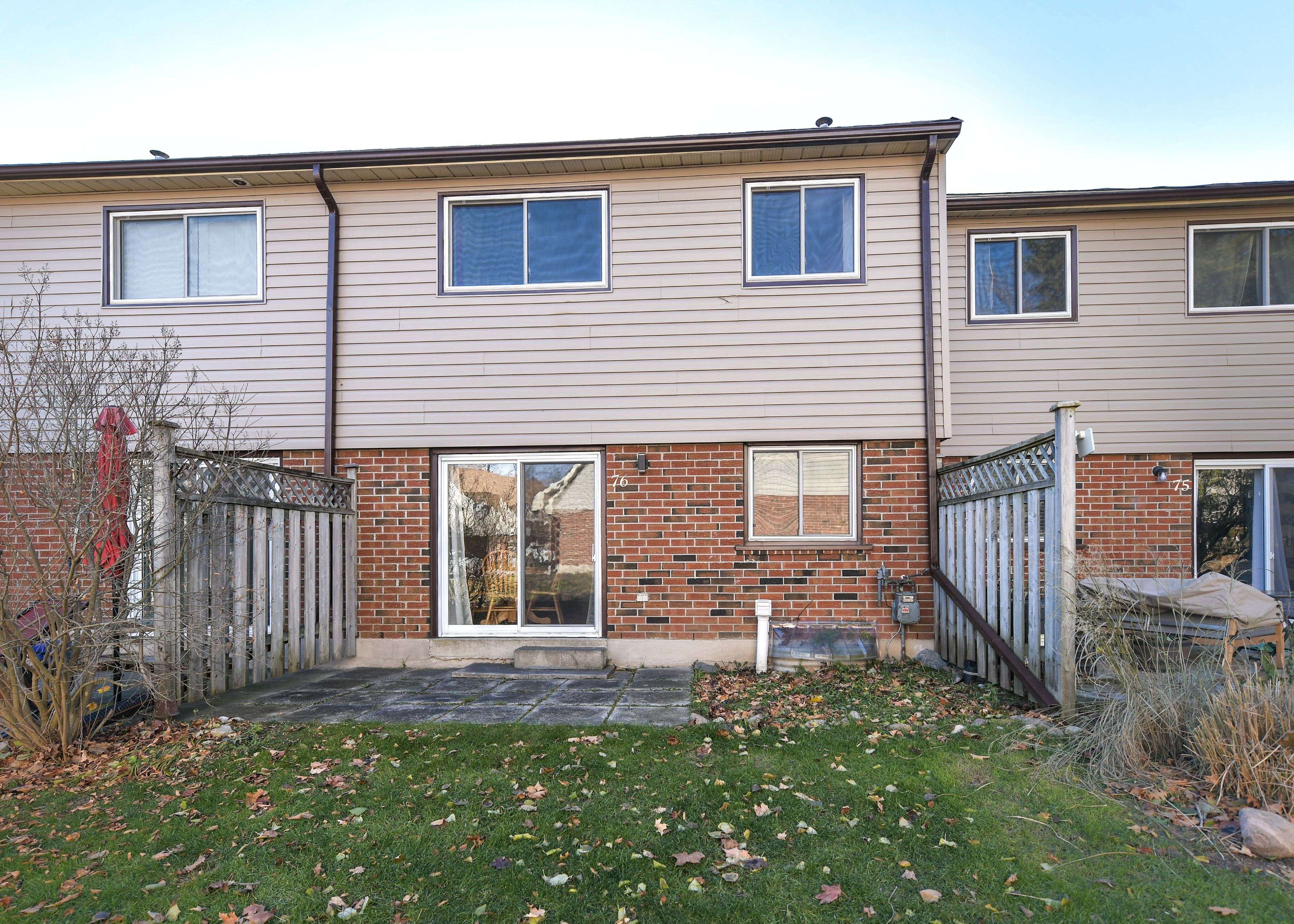 Orillia, ON L3V 6T9,441 Barrie RD #76