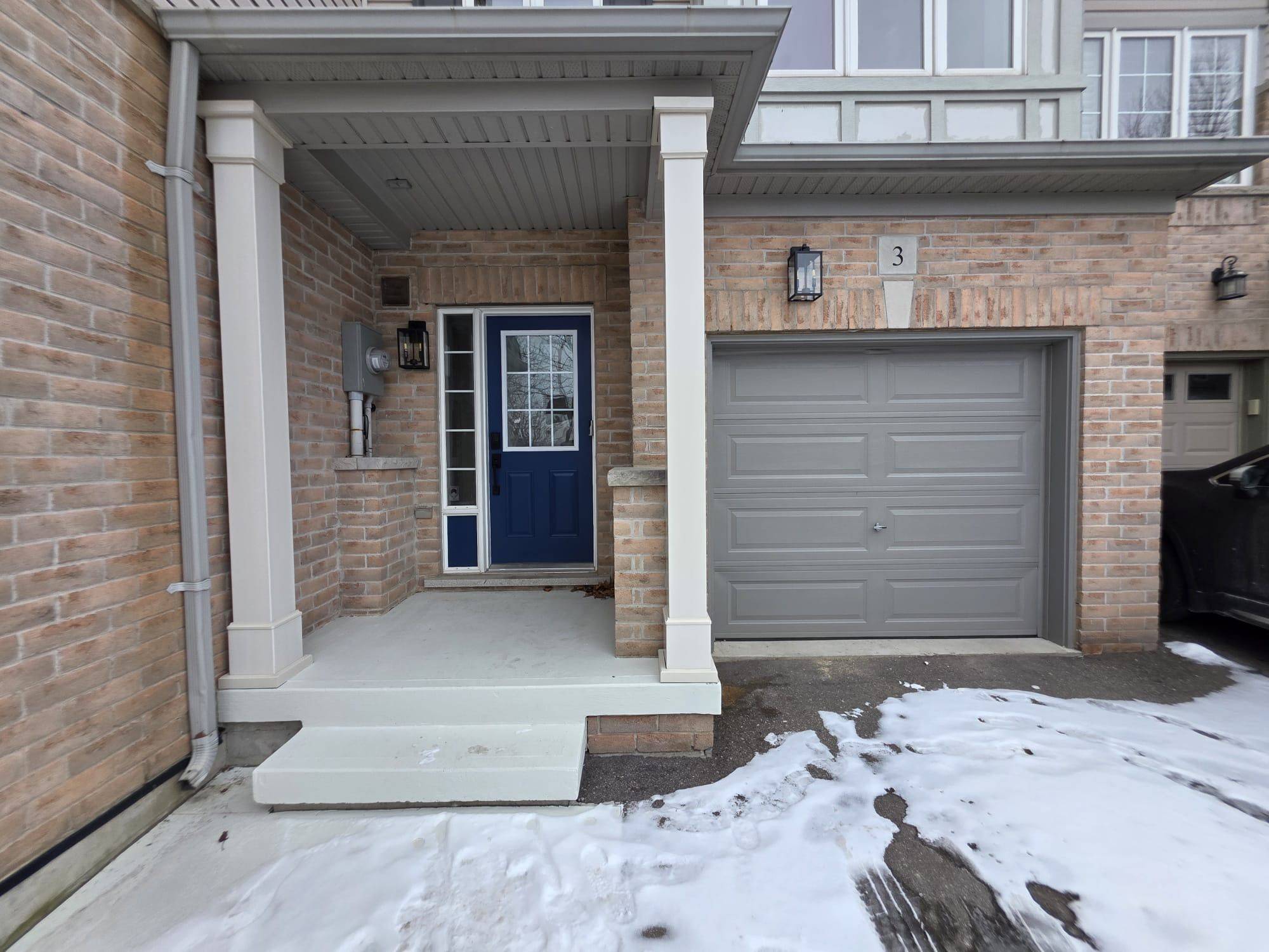 Oakville, ON L6M 0M1,2006 Trawden WAY #3