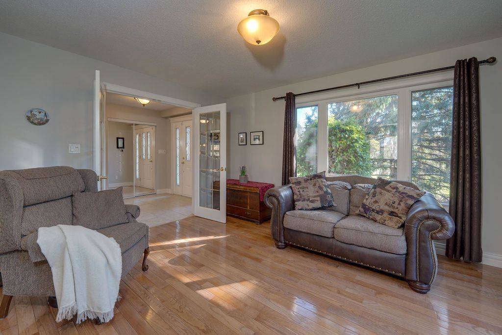 Greely - Metcalfe - Osgoode - Vernon And Area, ON K4P 1M8,7089 BUSH DR