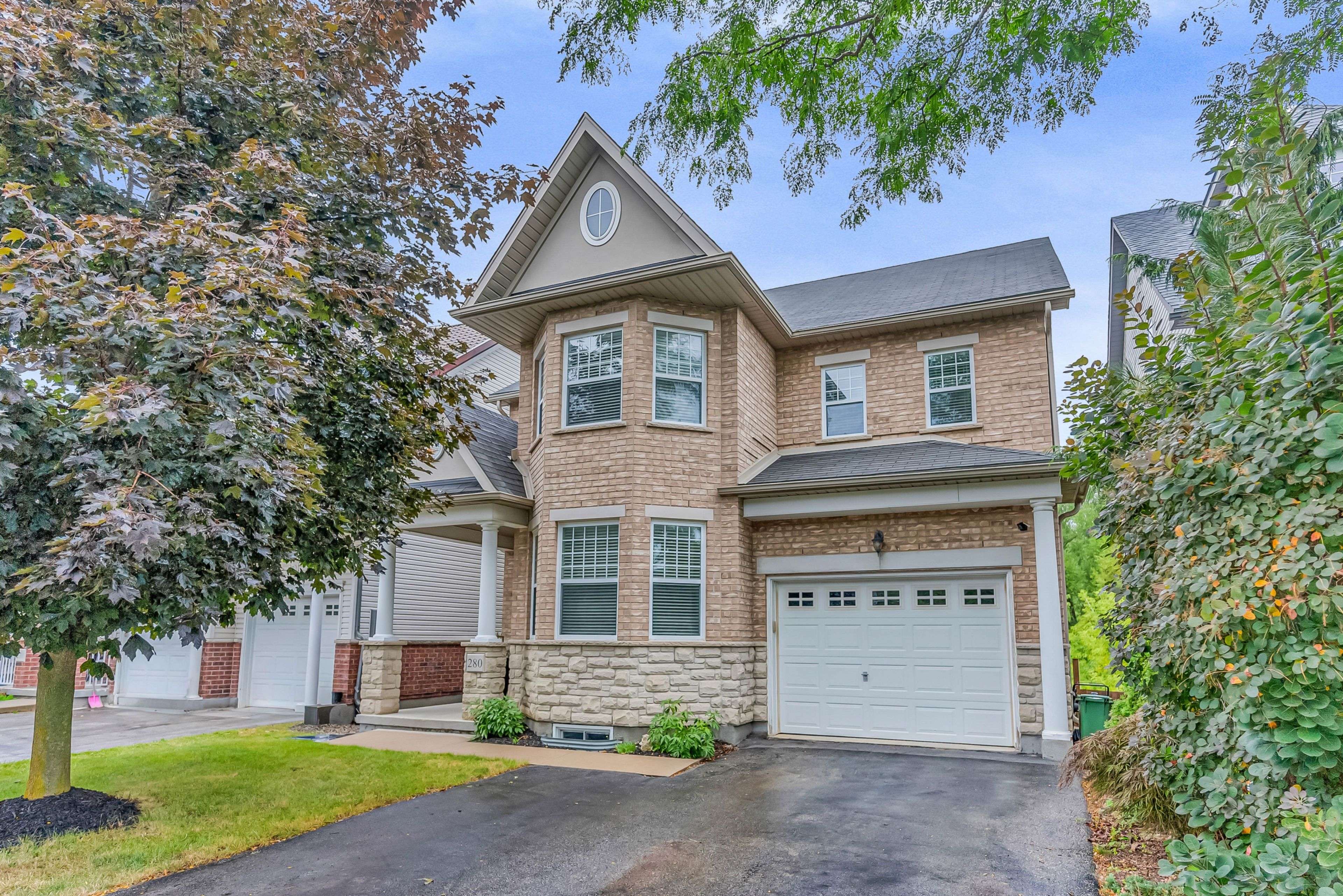 Guelph, ON N1G 0G9,280 Carrington DR