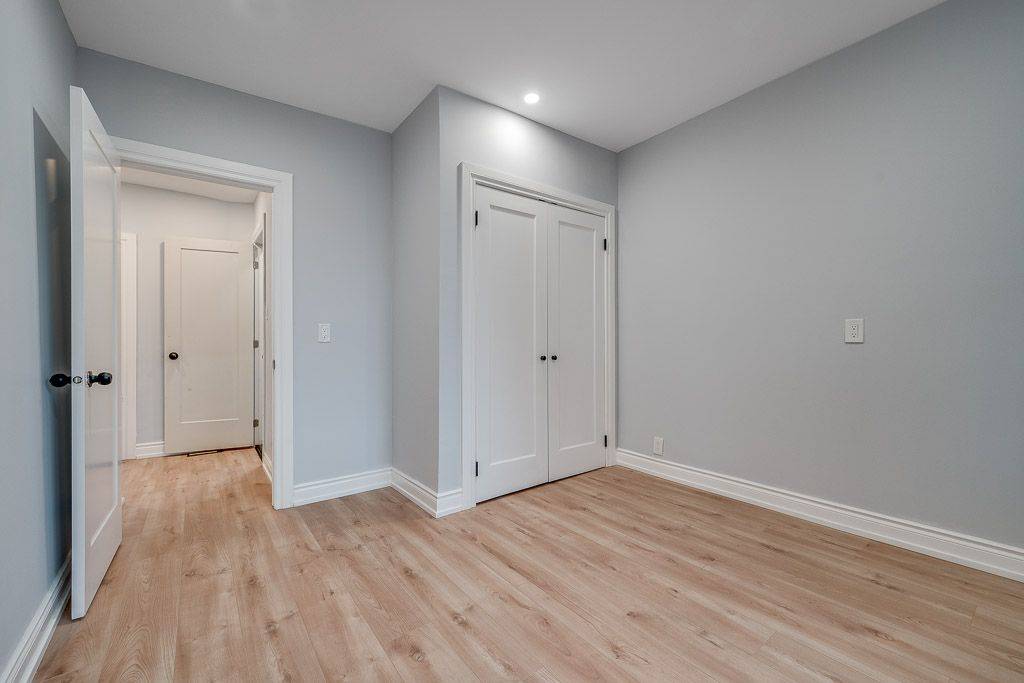 Arnprior, ON K7S 1S2,97 Madawaska ST