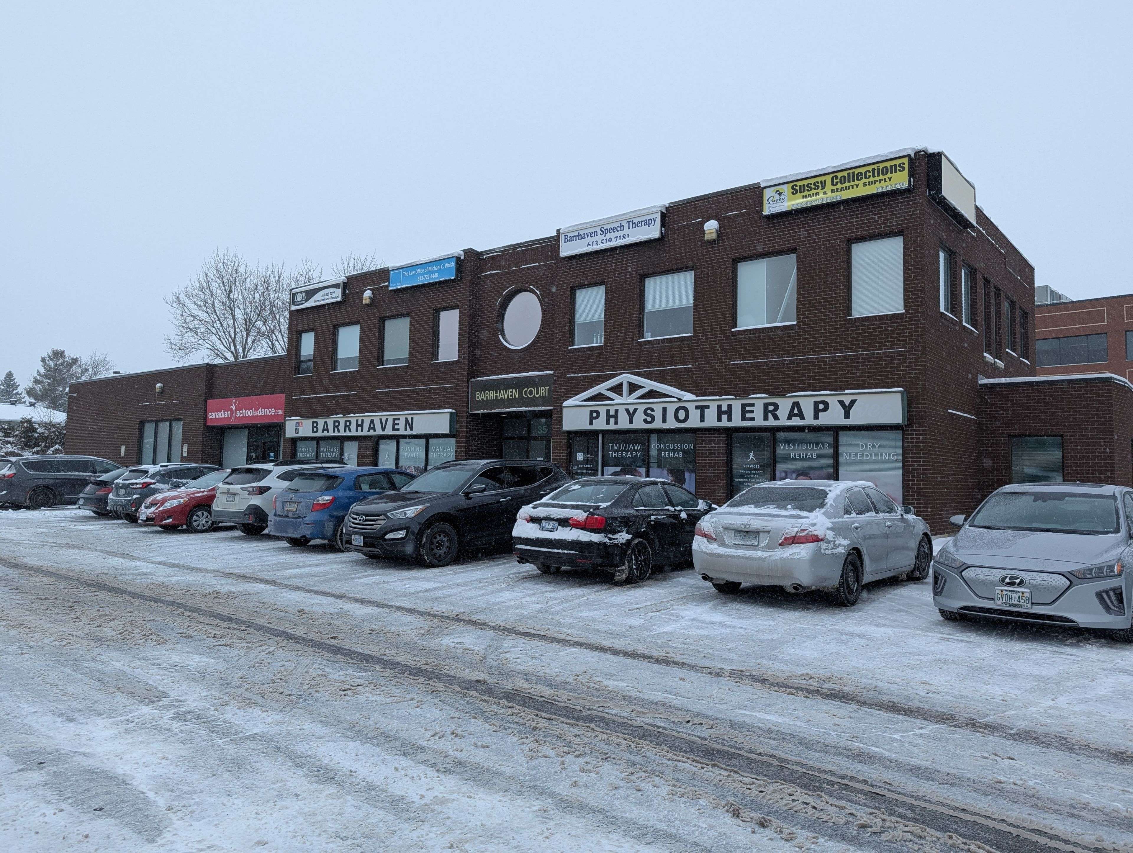 Barrhaven, ON K2J 2T2,35 Larkin DR #Suite 202