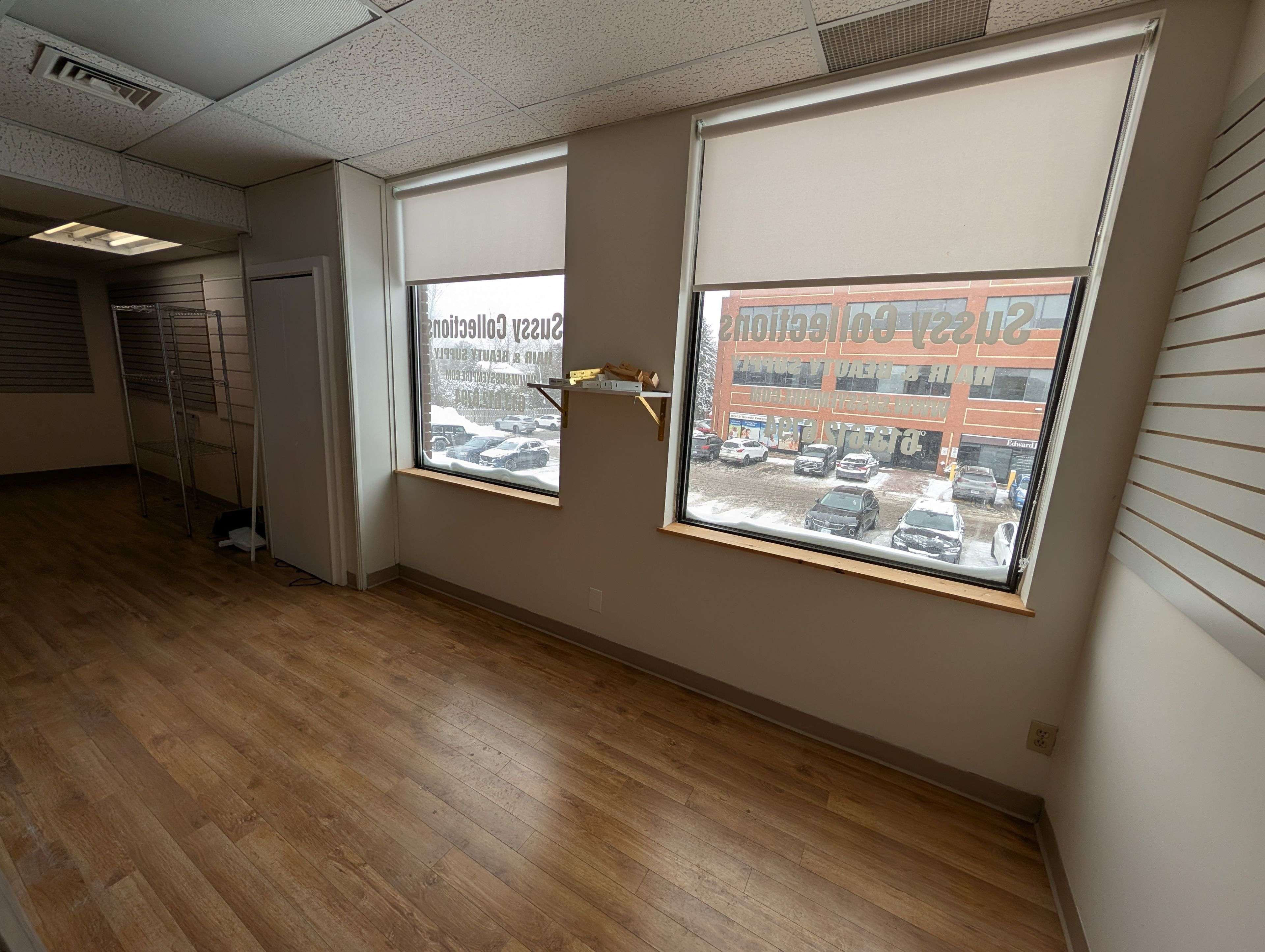 Barrhaven, ON K2J 2T2,35 Larkin DR #Suite 202