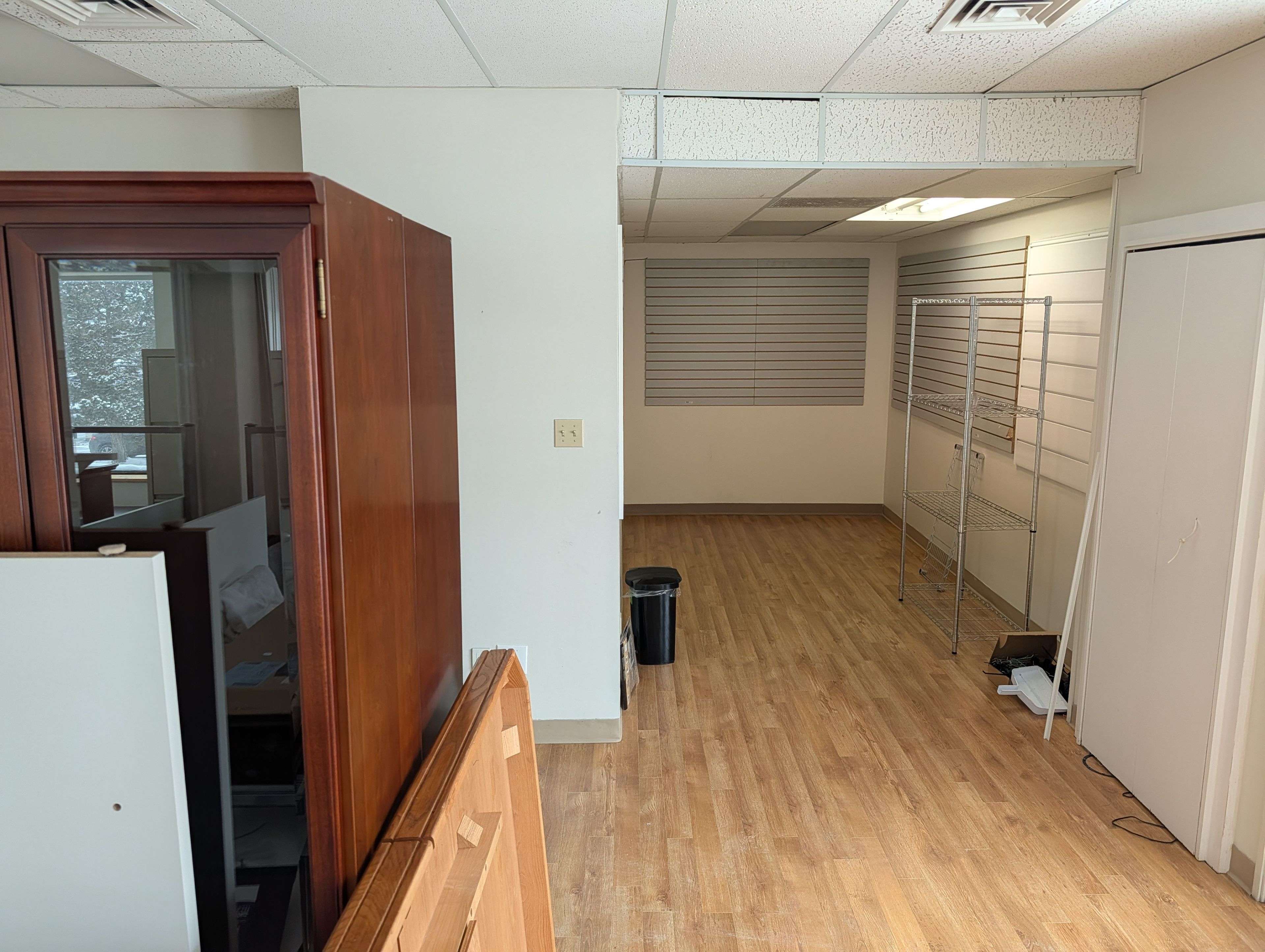 Barrhaven, ON K2J 2T2,35 Larkin DR #Suite 202