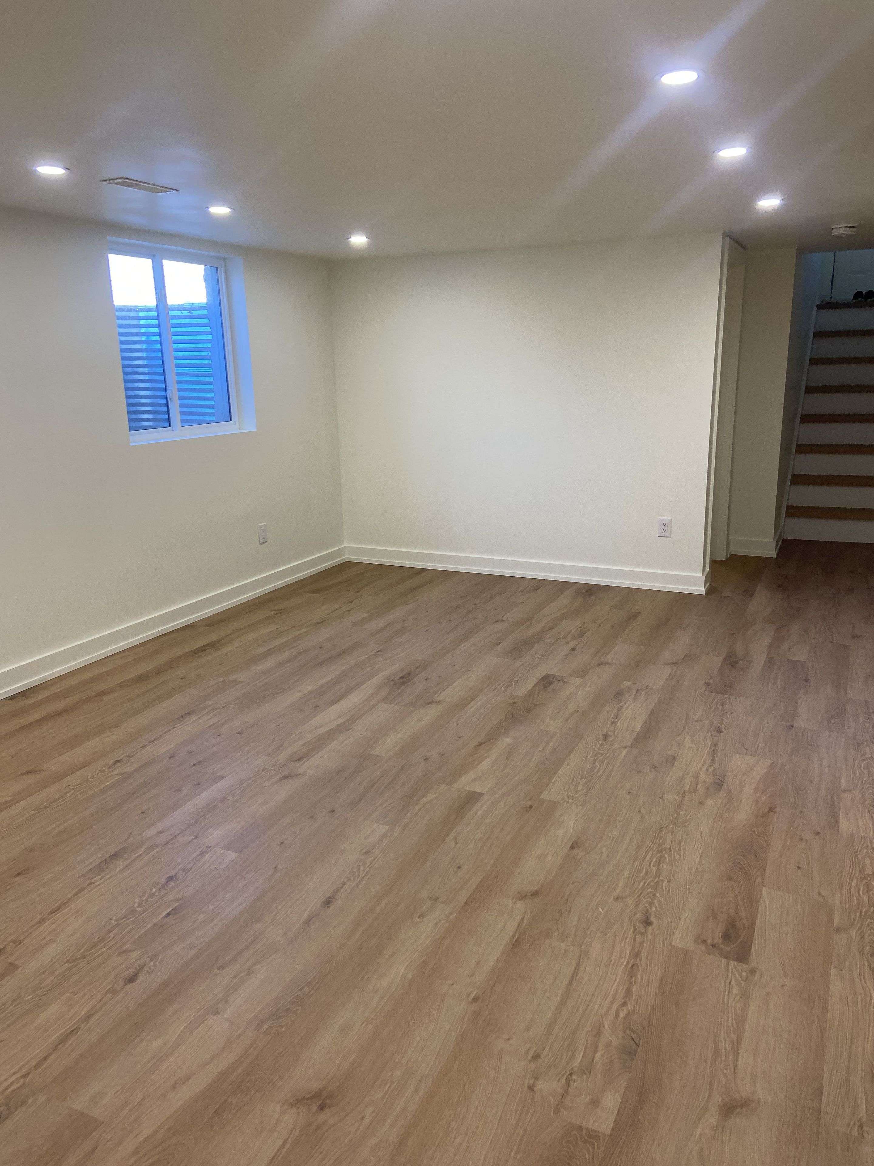 St. Catharines, ON L2M 6K1,10 Cindy DR #LOWER