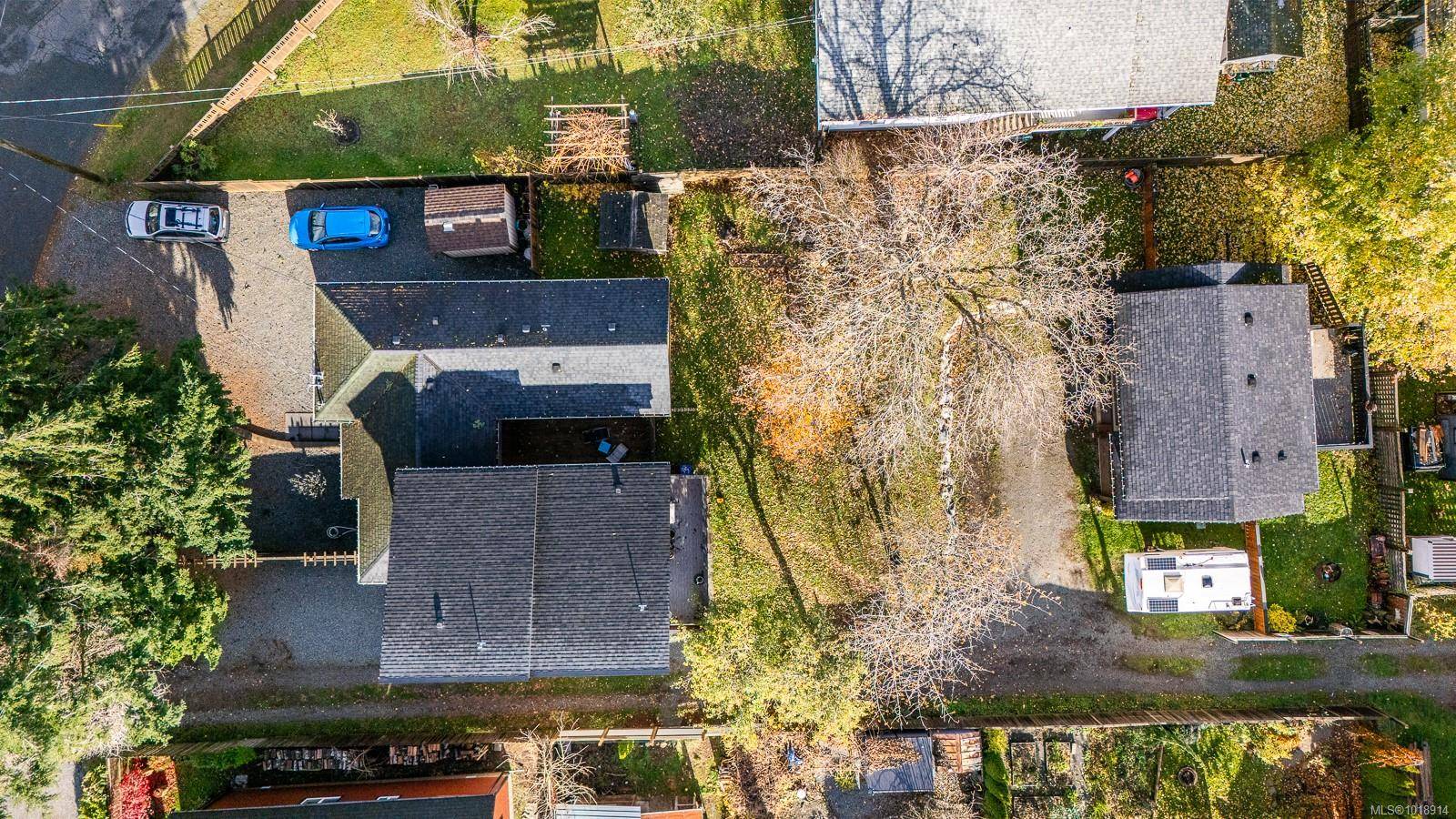 Cumberland, BC V0R 1S0,3328 Third St