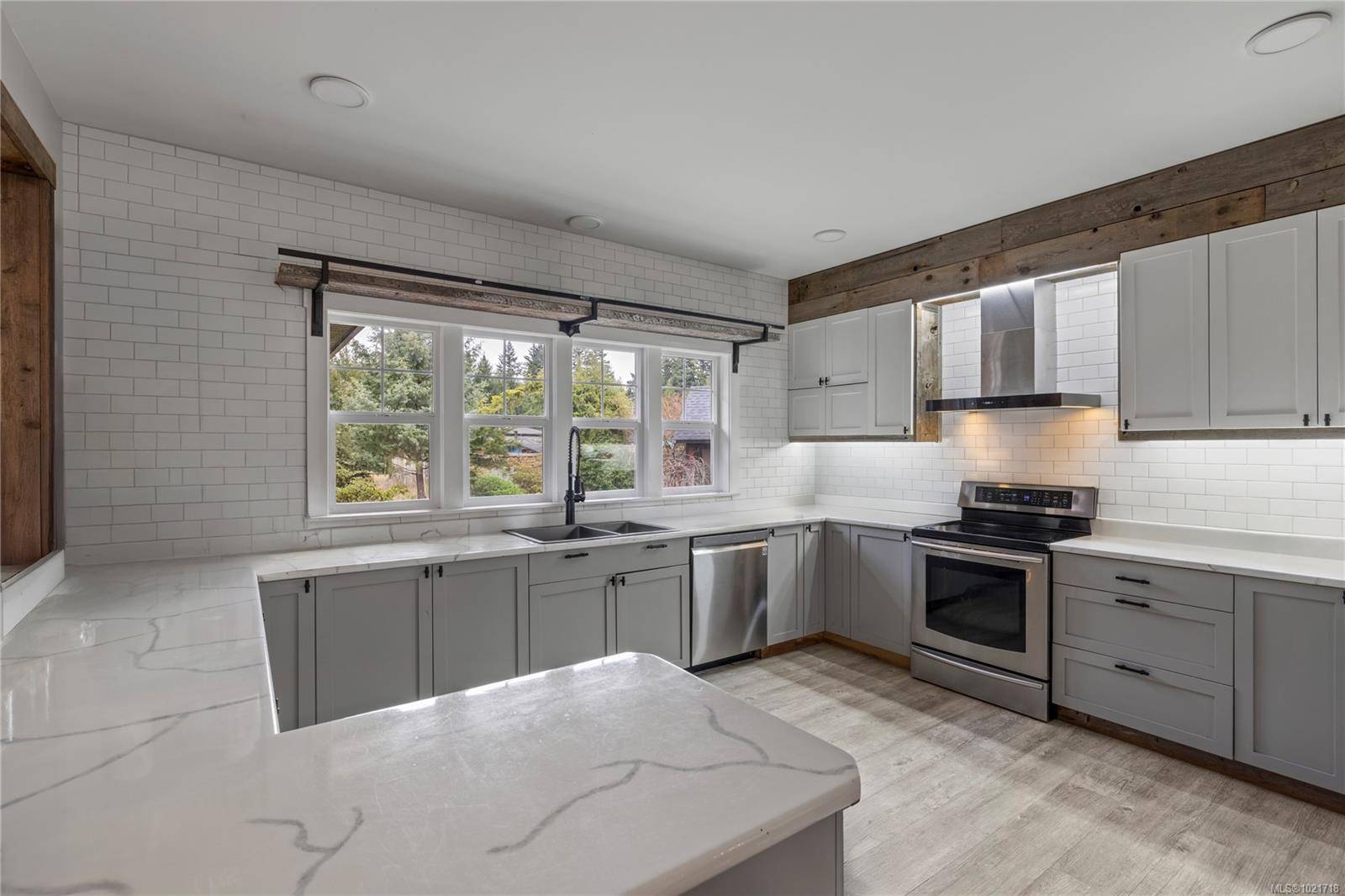 Whiskey Creek, BC V9K 1V5,3805 Kriscott Rd