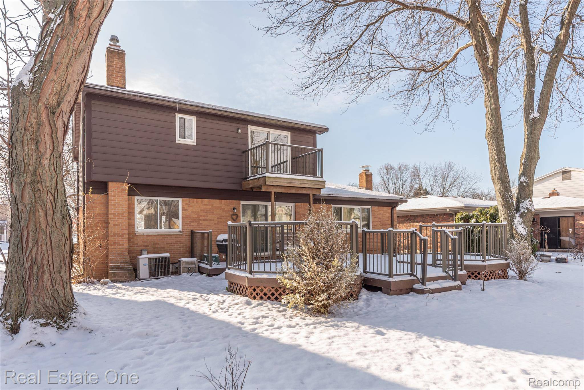 Canton, MI 48187,41958 Sunderland DR