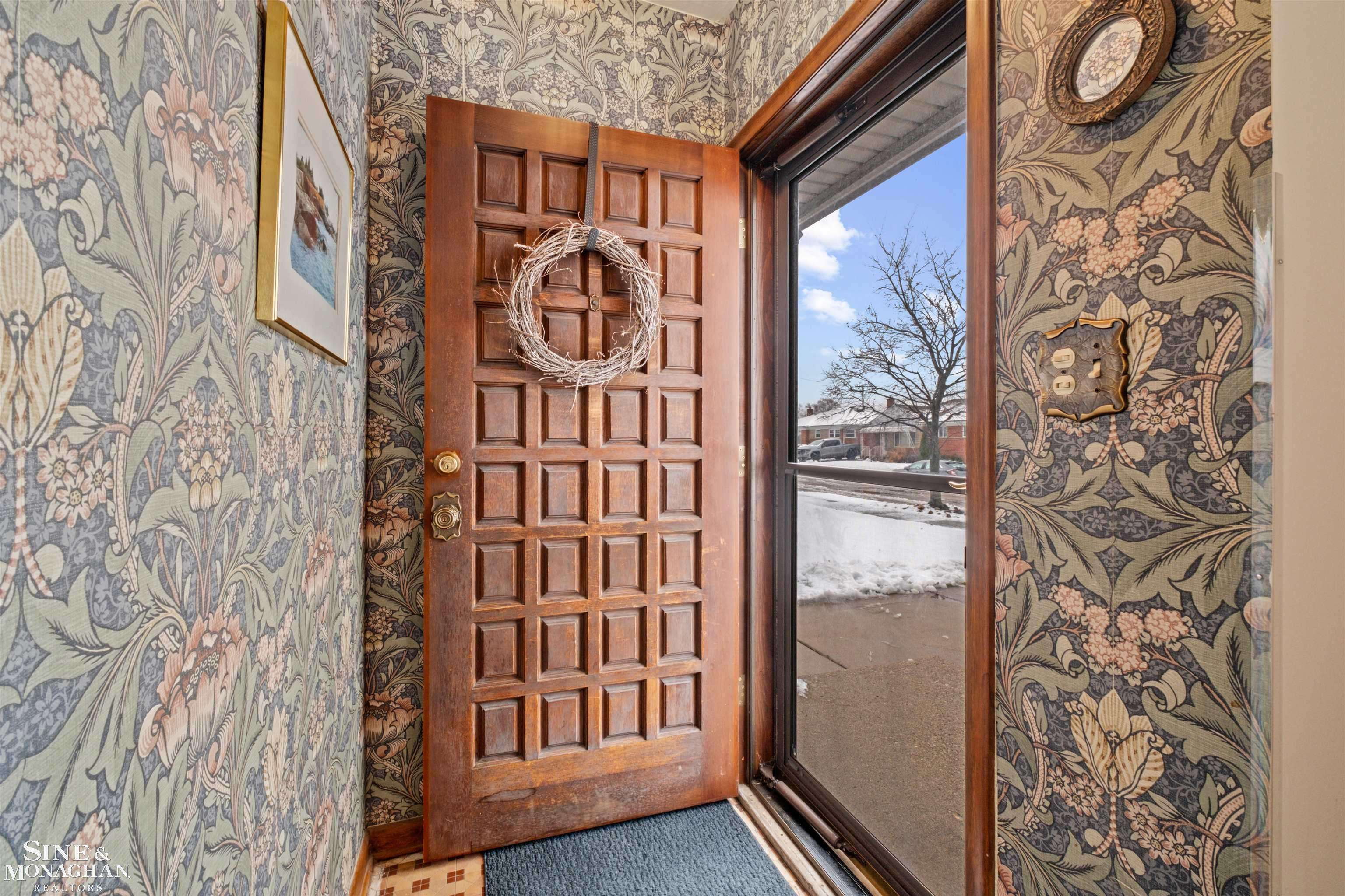 Saint Clair Shores, MI 48081,26118 San Rosa DR