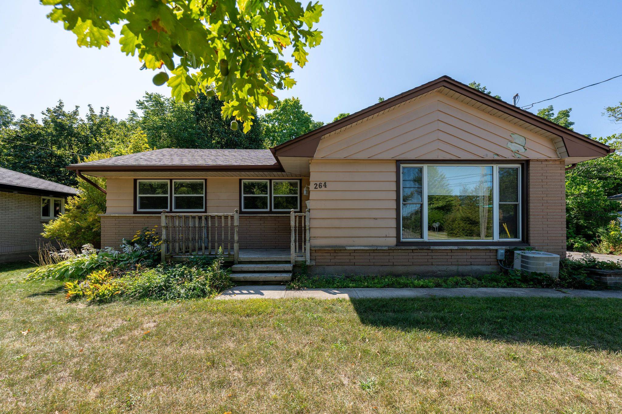 London North, ON N6G 1B5,264 Trott DR