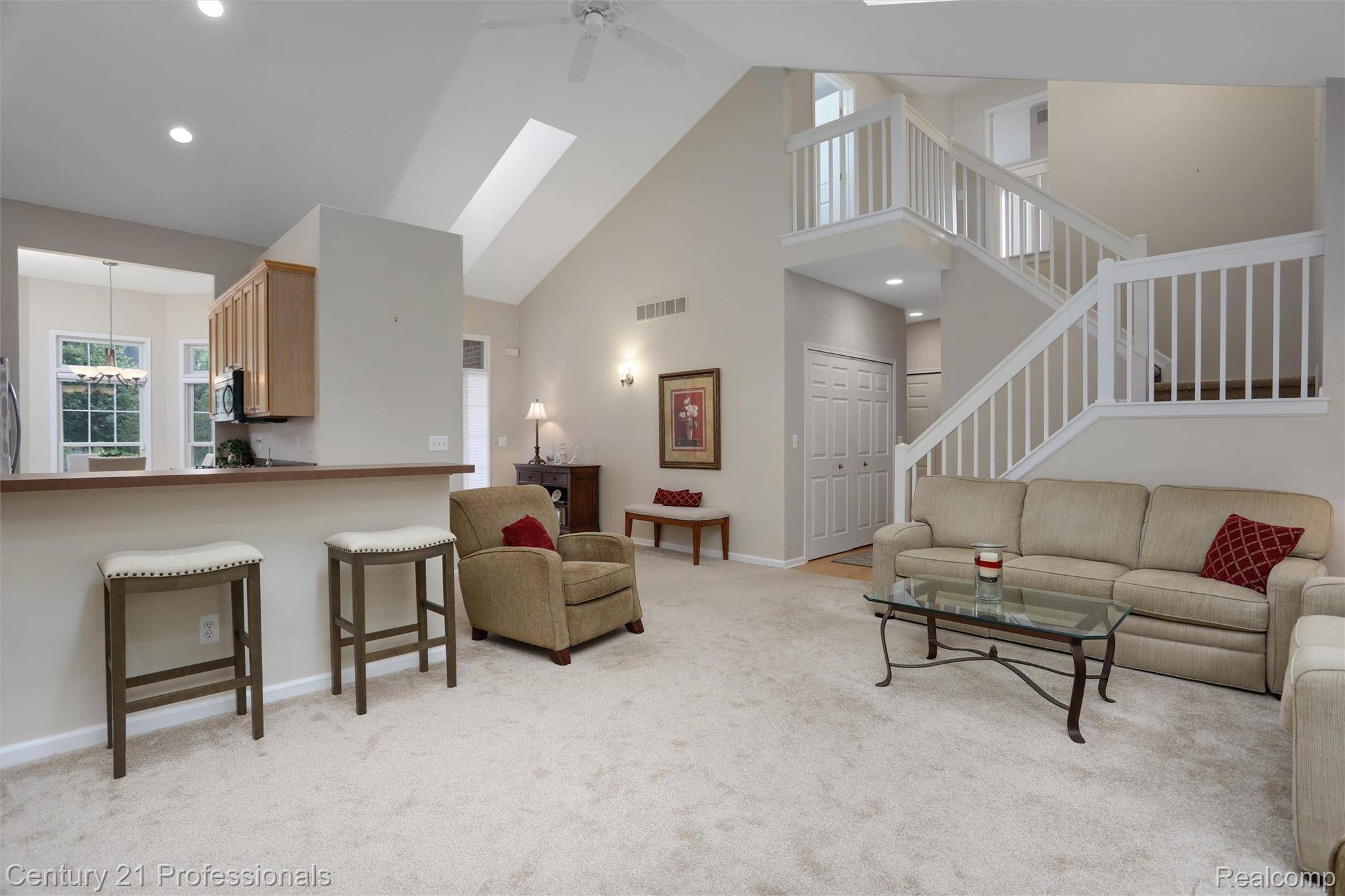 Waterford, MI 48327,5540 River Park DR