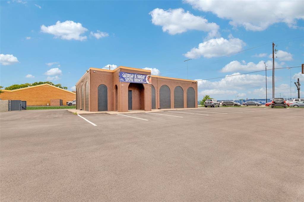 Grand Prairie, TX 75051,2601 W Jefferson Street