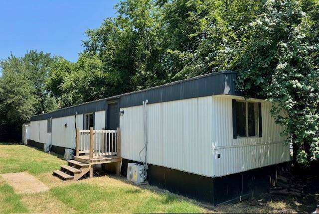 Granbury, TX 76048,914 Pawnee Trail