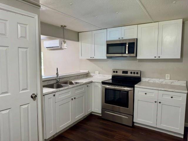 Granbury, TX 76048,914 Pawnee Trail